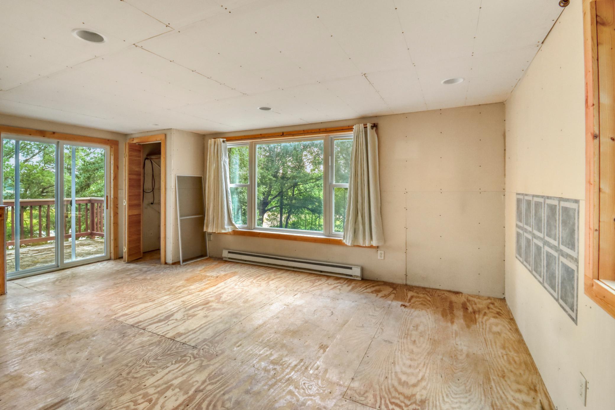 1975 single family home for sale at 32898 Priebs Park Drive in Vergas, MN — 1 bed, 2 bath (photo 27 of 48)
