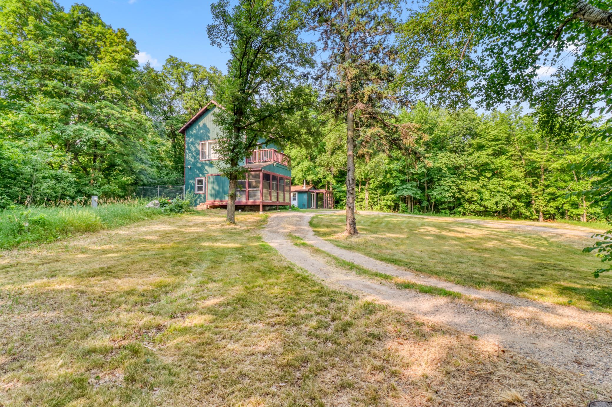 1975 single family home for sale at 32898 Priebs Park Drive in Vergas, MN — 1 bed, 2 bath (photo 4 of 48)