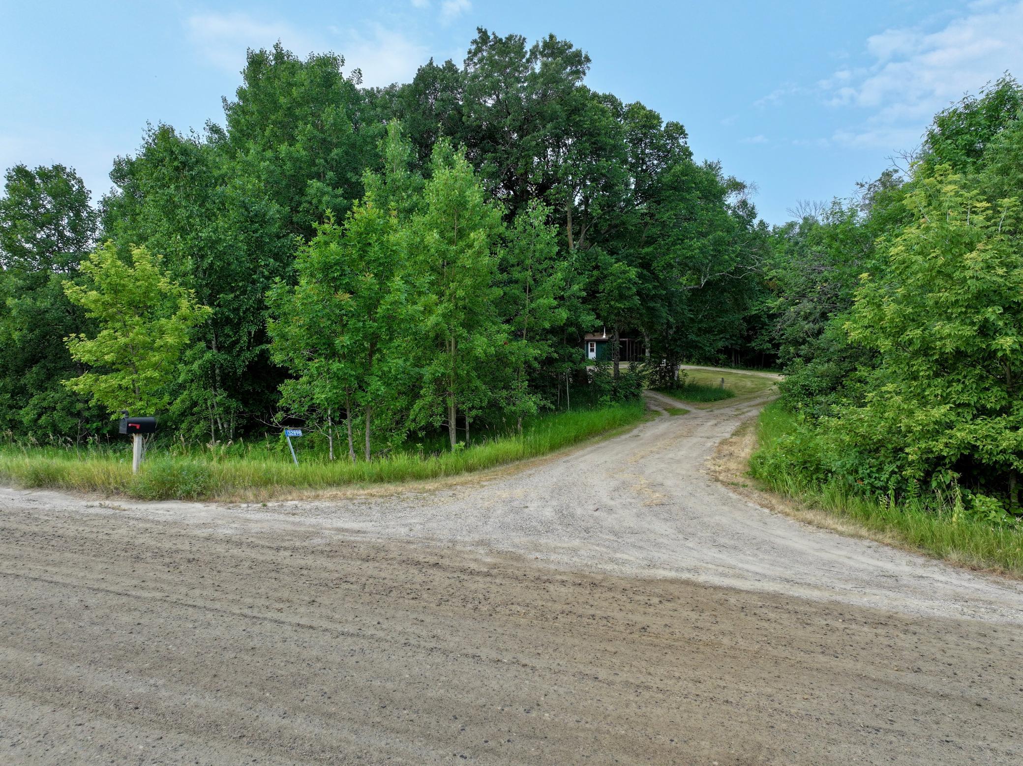1975 single family home for sale at 32898 Priebs Park Drive in Vergas, MN — 1 bed, 2 bath (photo 46 of 48)