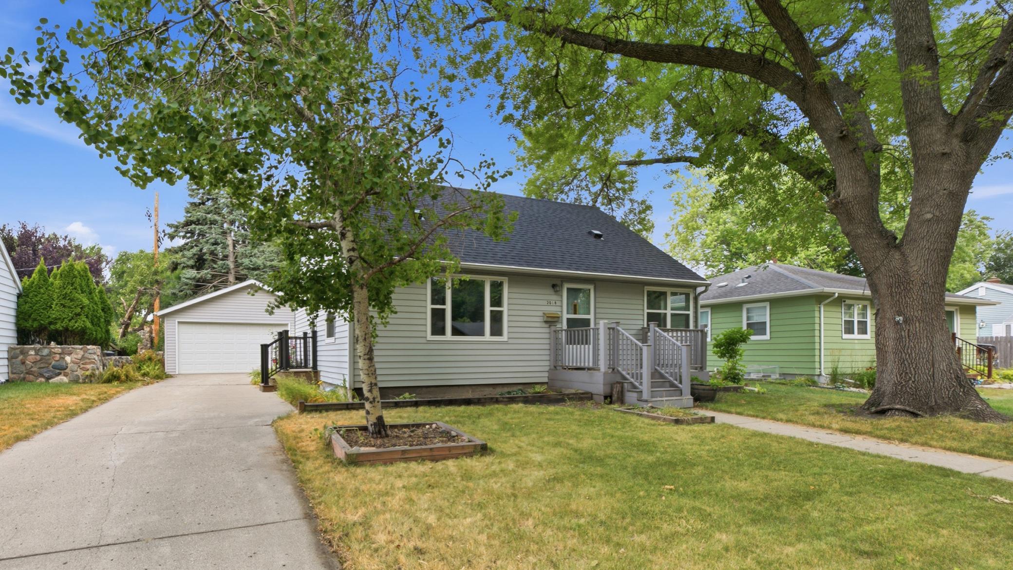 2018 8th Street N, Fargo ND 58102 - Photo 2 of 31