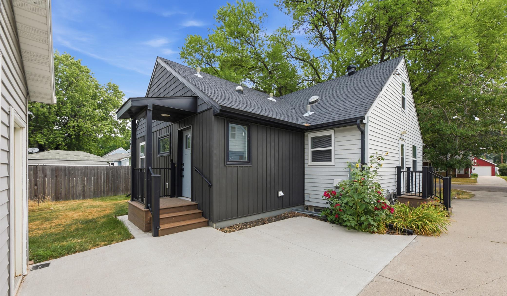 2018 8th Street N, Fargo ND 58102 - Photo 4 of 31