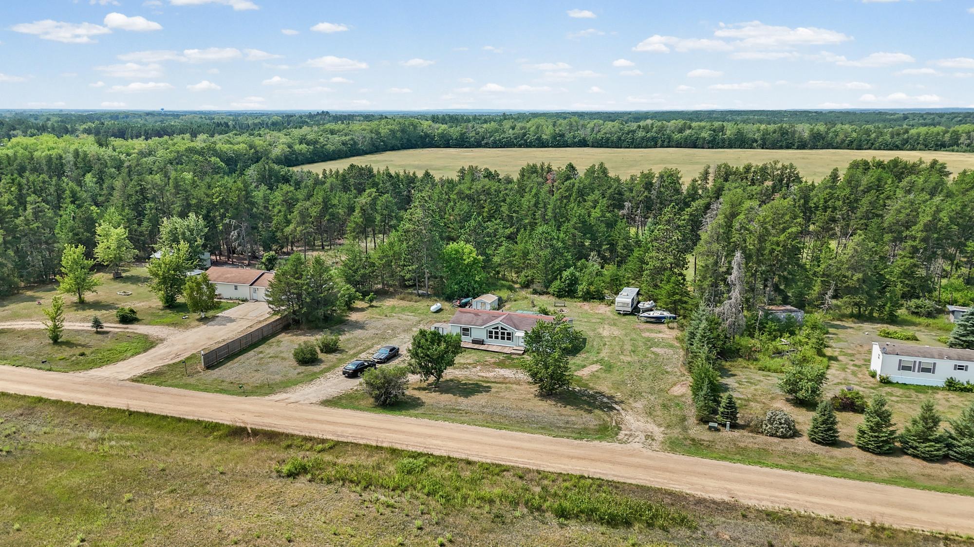 1997 single family home for sale at 19751 165th Avenue in Park Rapids, MN — 3 bed, 2 bath (photo 2 of 33)