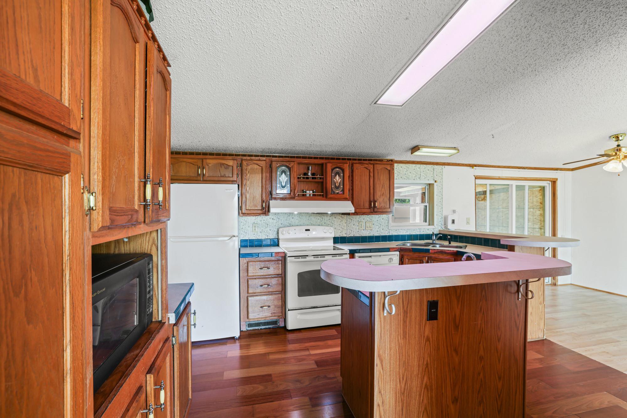 1997 single family home for sale at 19751 165th Avenue in Park Rapids, MN — 3 bed, 2 bath (photo 12 of 33)