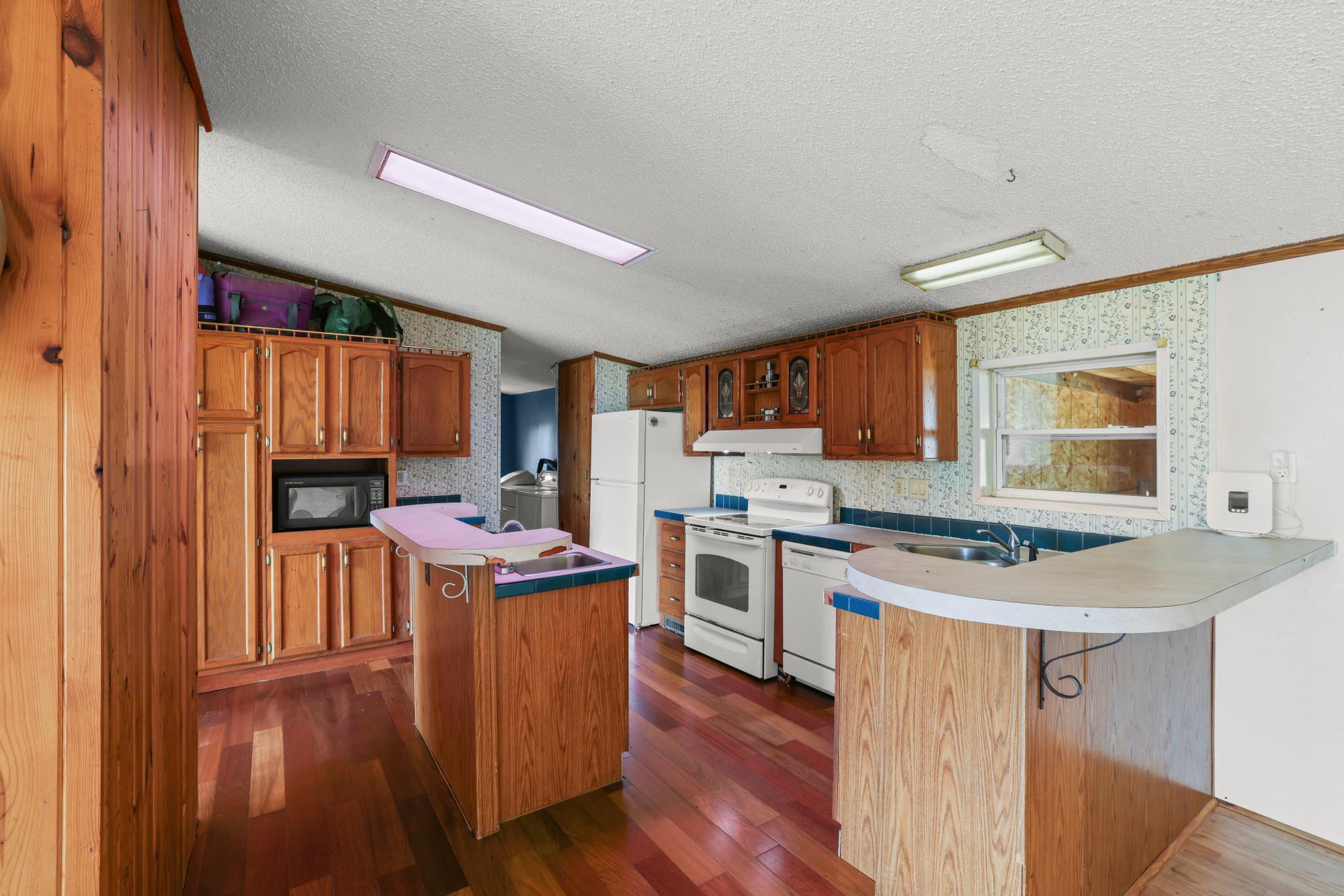 1997 single family home for sale at 19751 165th Avenue in Park Rapids, MN — 3 bed, 2 bath (photo 13 of 33)