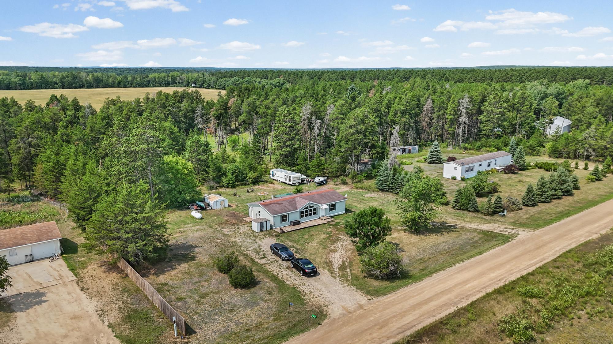 1997 single family home for sale at 19751 165th Avenue in Park Rapids, MN — 3 bed, 2 bath (photo 3 of 33)