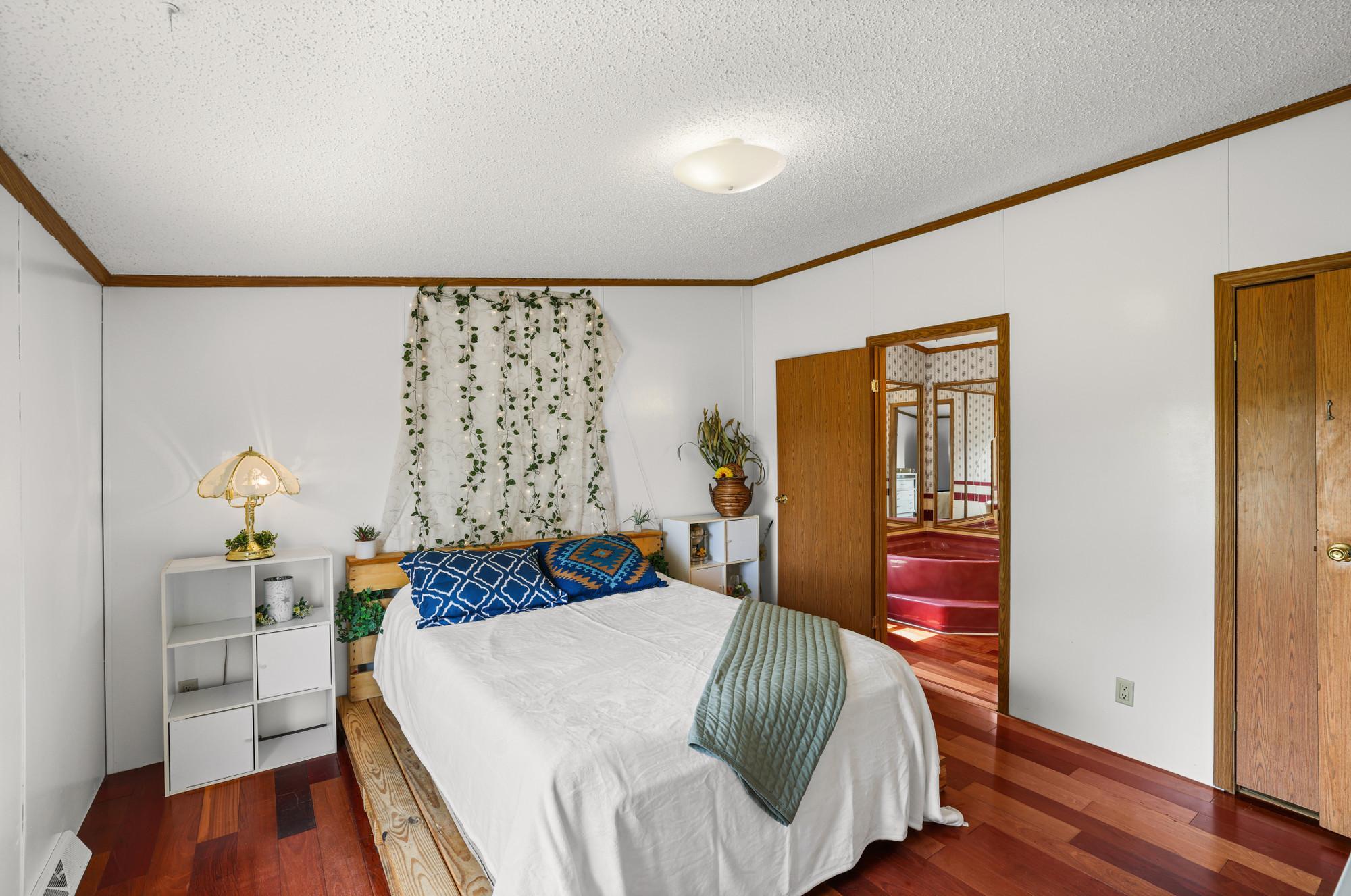 1997 single family home for sale at 19751 165th Avenue in Park Rapids, MN — 3 bed, 2 bath (photo 22 of 33)