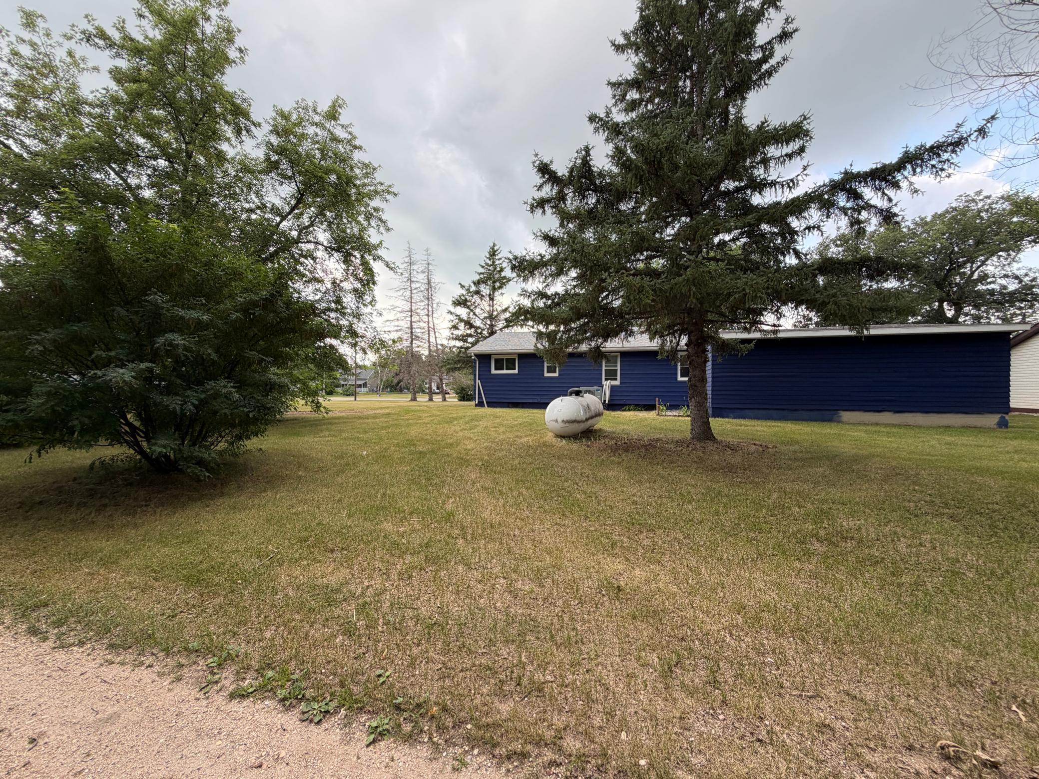 1957 single family home for sale at 610 S Main Street in Badger, MN — 3 bed, 1 bath (photo 21 of 23)