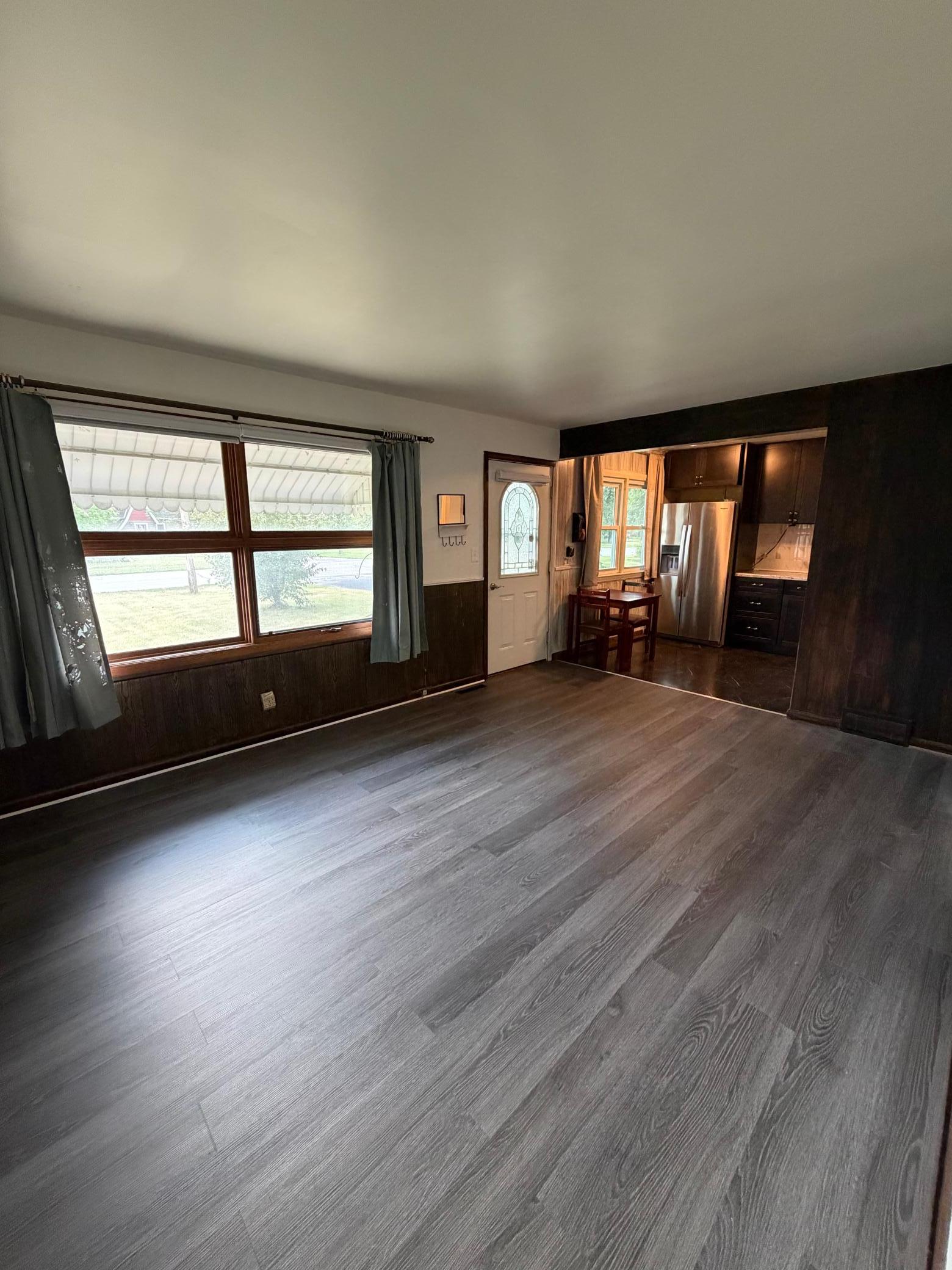 1957 single family home for sale at 610 S Main Street in Badger, MN — 3 bed, 1 bath (photo 4 of 23)