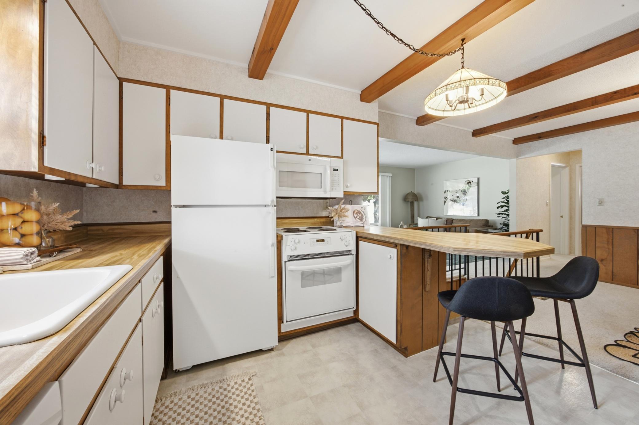 1208 18th Street S, Moorhead MN 56560 - Photo 11 of 39