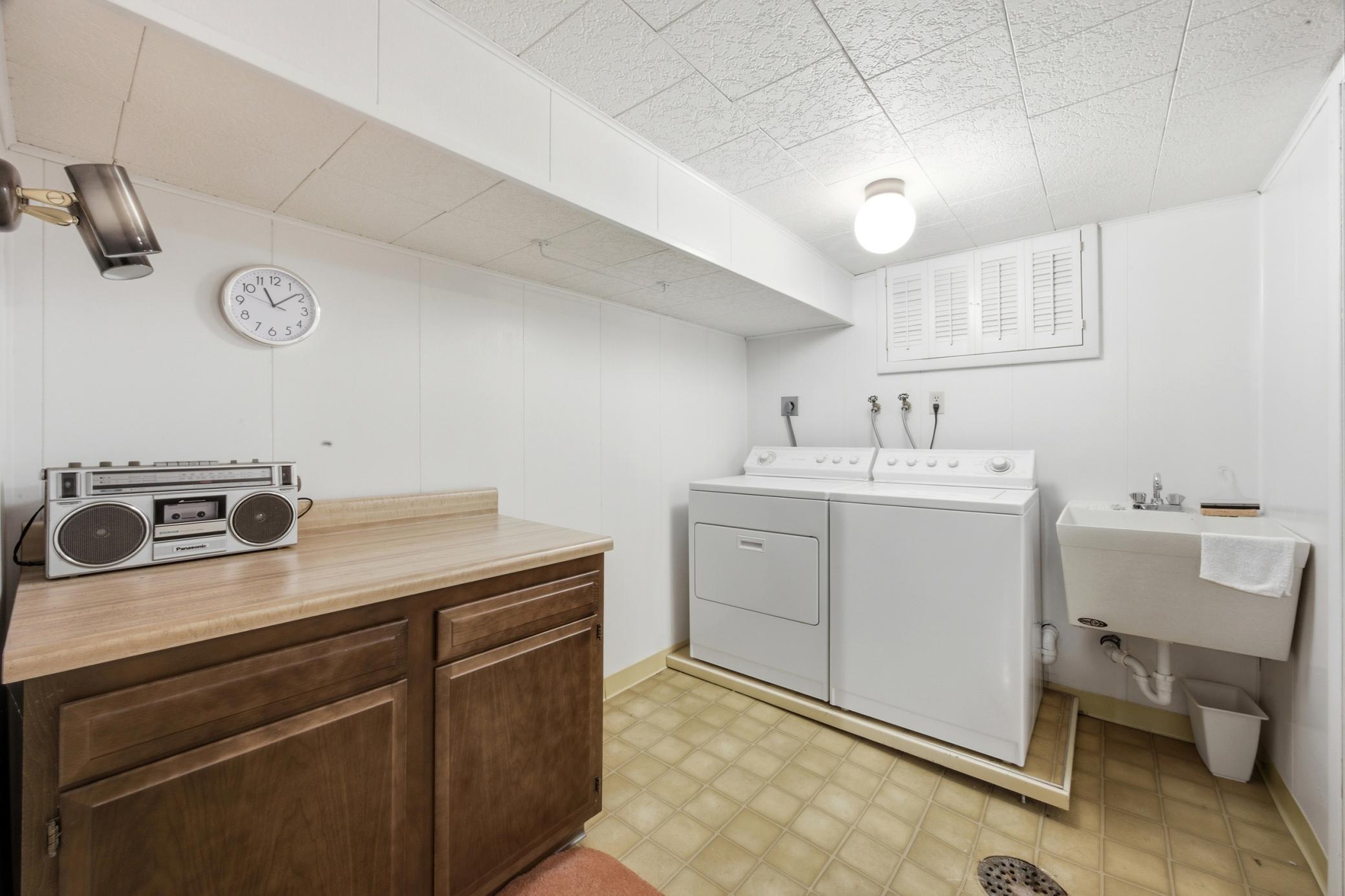 1208 18th Street S, Moorhead MN 56560 - Photo 24 of 39