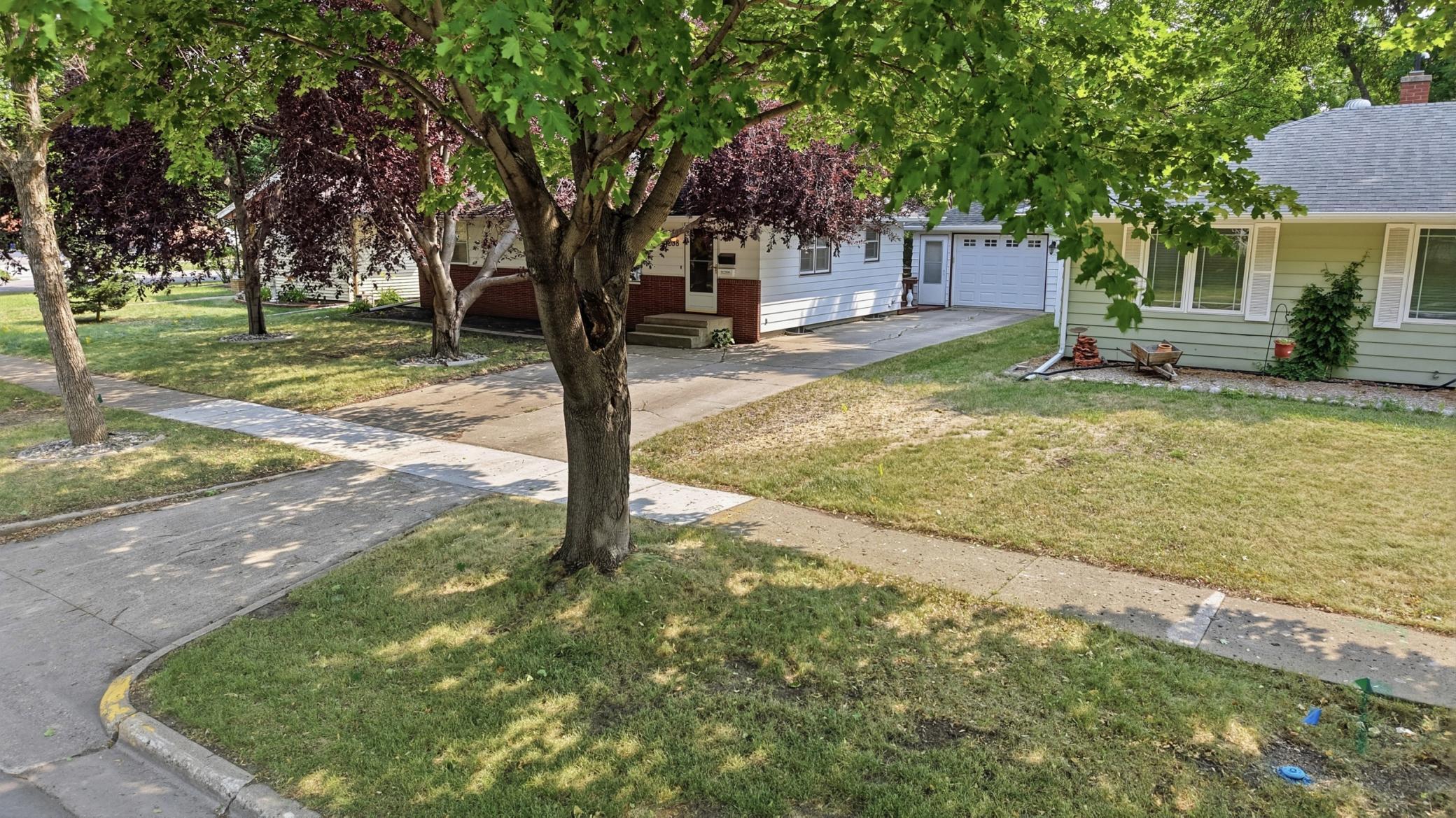 1208 18th Street S, Moorhead MN 56560 - Photo 29 of 39