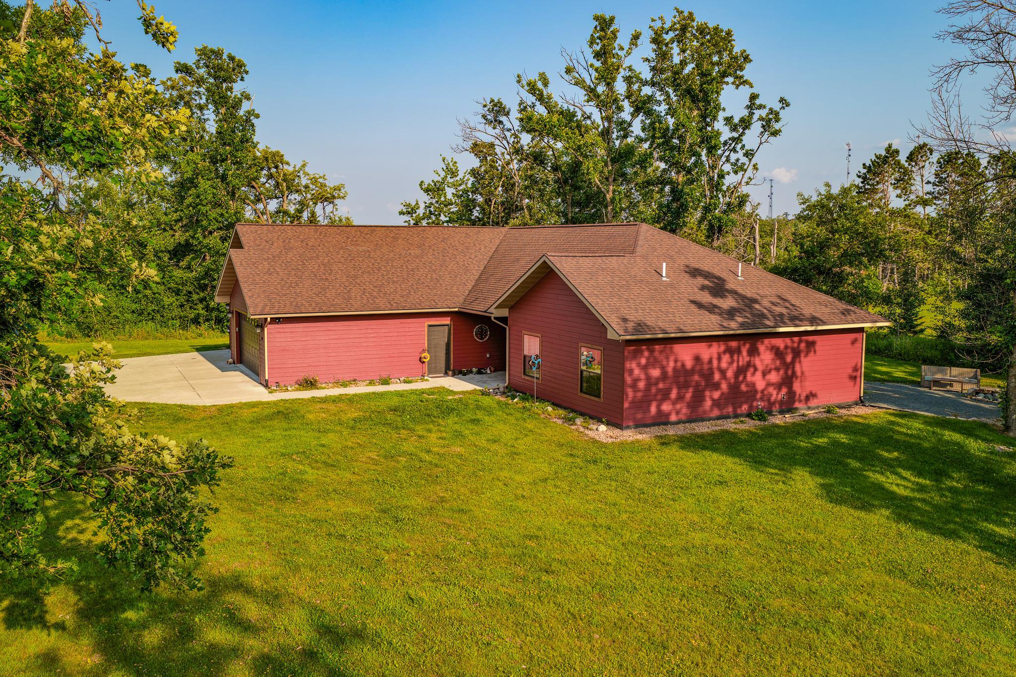 3308 Saint Onge Drive NE, Bemidji MN 56601 - Photo 7 of 43
