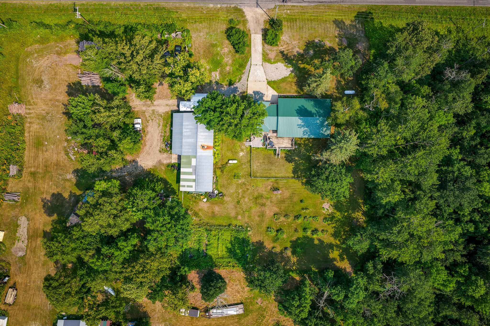1970 single family home for sale at 1723 Scenic Highway NE in Pennington, MN — 3 bed, 2 bath (photo 4 of 46)