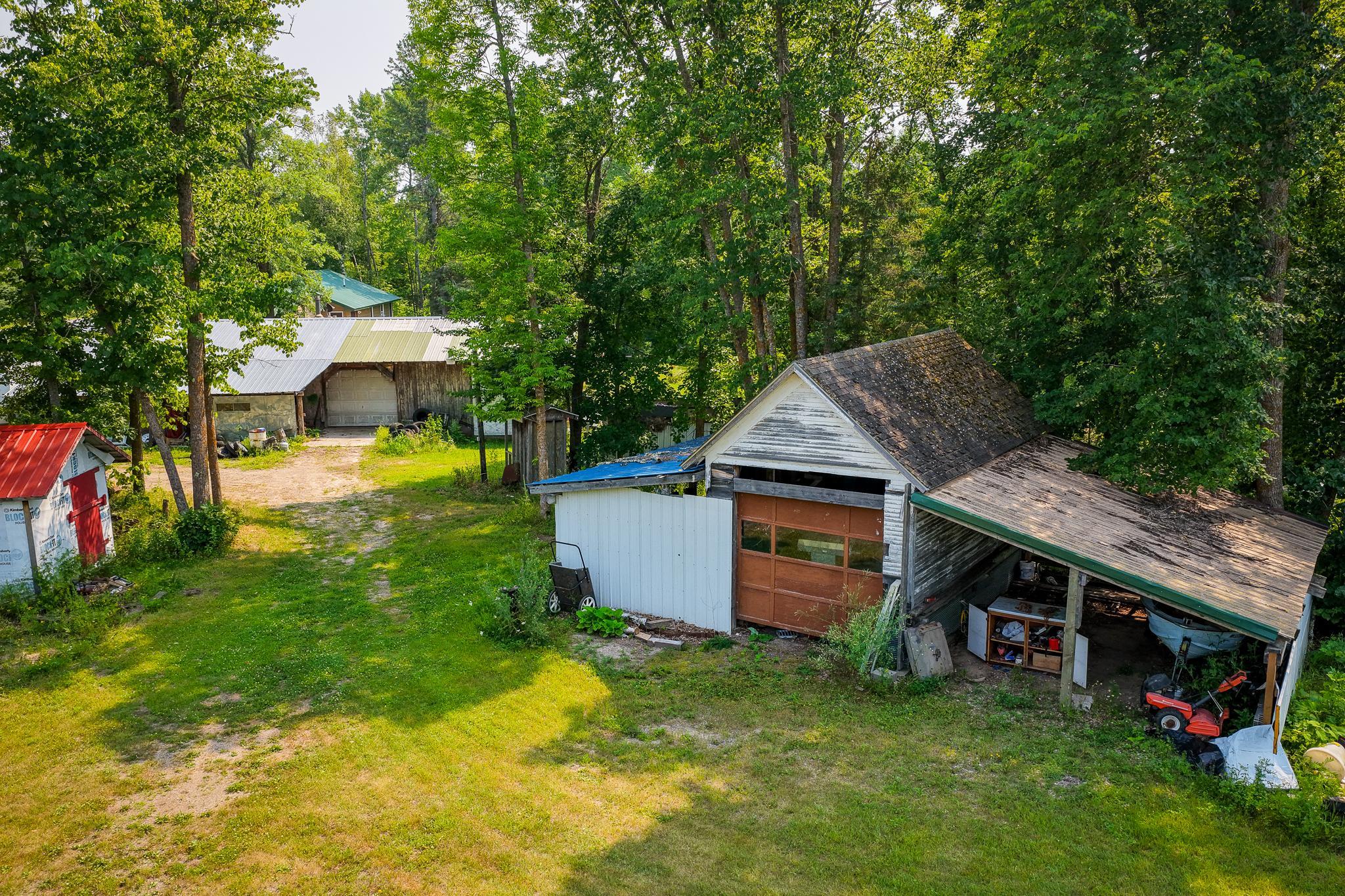 1970 single family home for sale at 1723 Scenic Highway NE in Pennington, MN — 3 bed, 2 bath (photo 8 of 46)