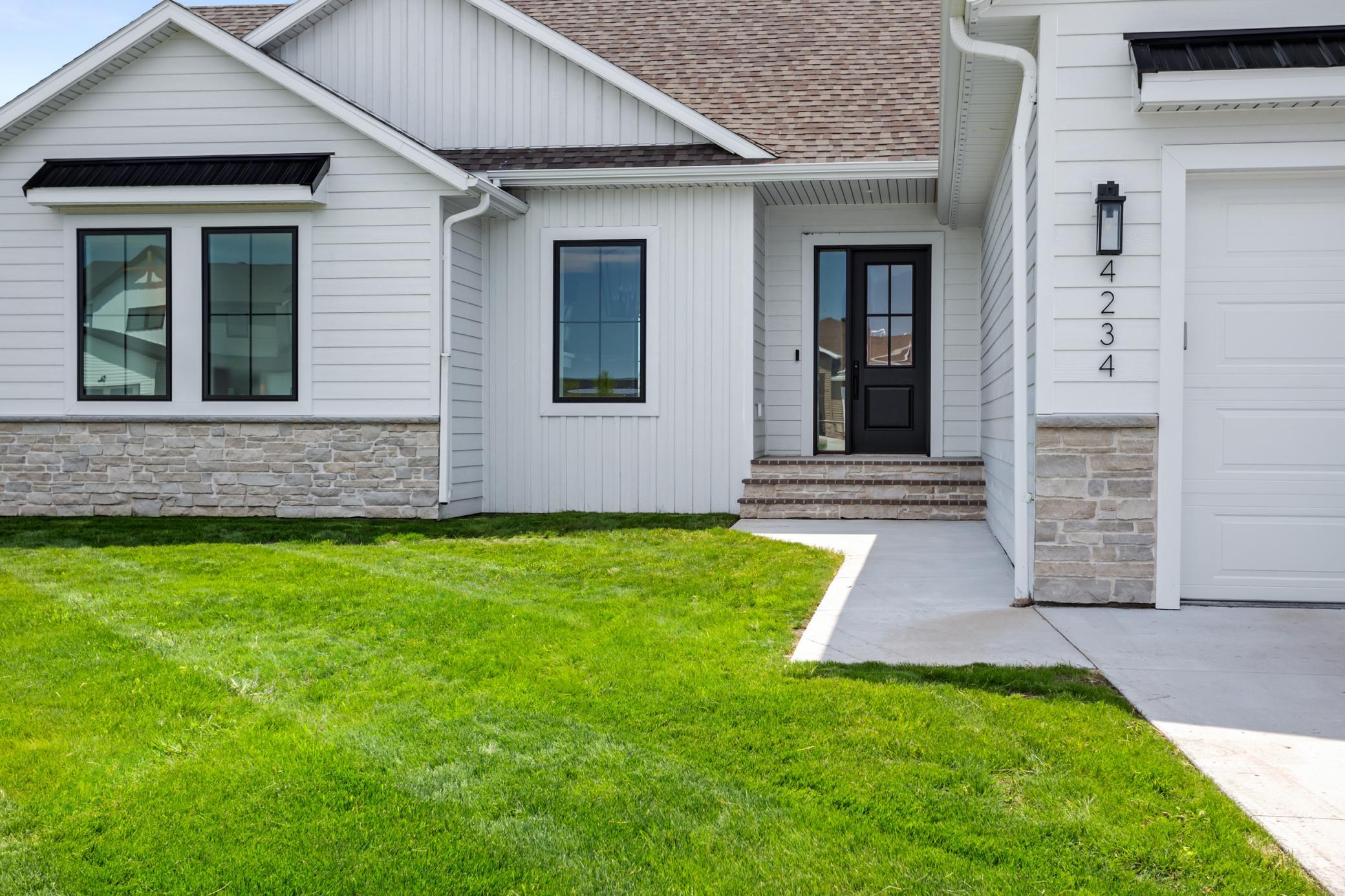 4234 Bristlecone Loop S, Fargo ND 58104 - Photo 2 of 61