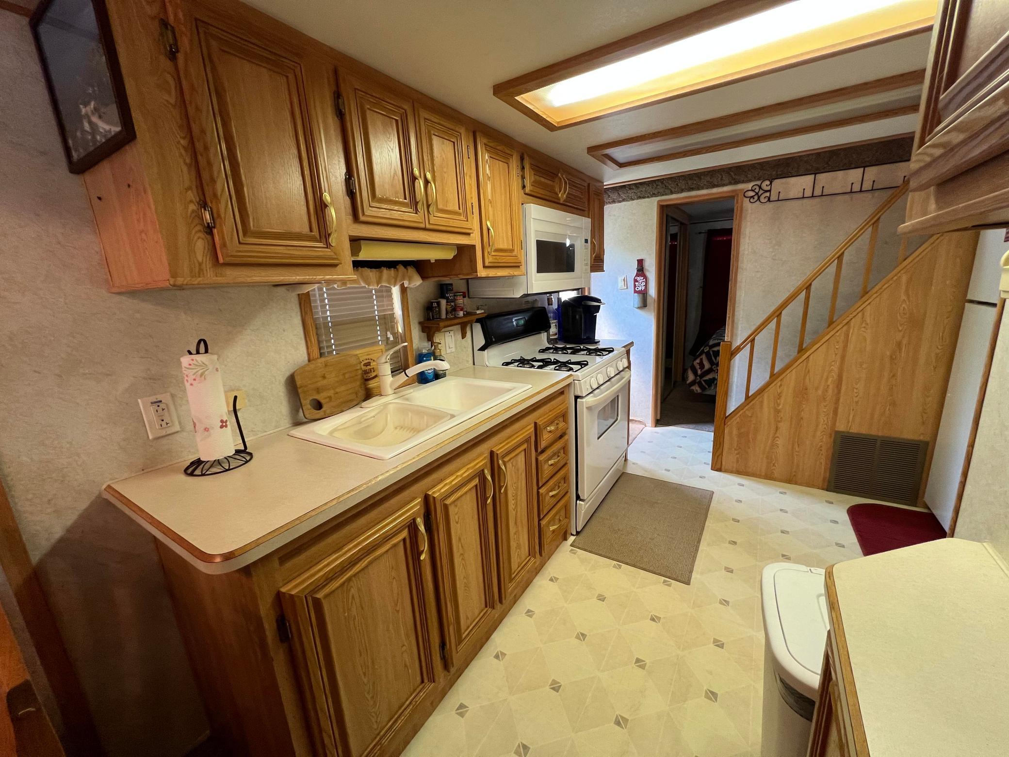 2002 home for sale at 20429 326th St, Unit #9 in Isle, MN — 1 bed, 1 bath (photo 17 of 25)