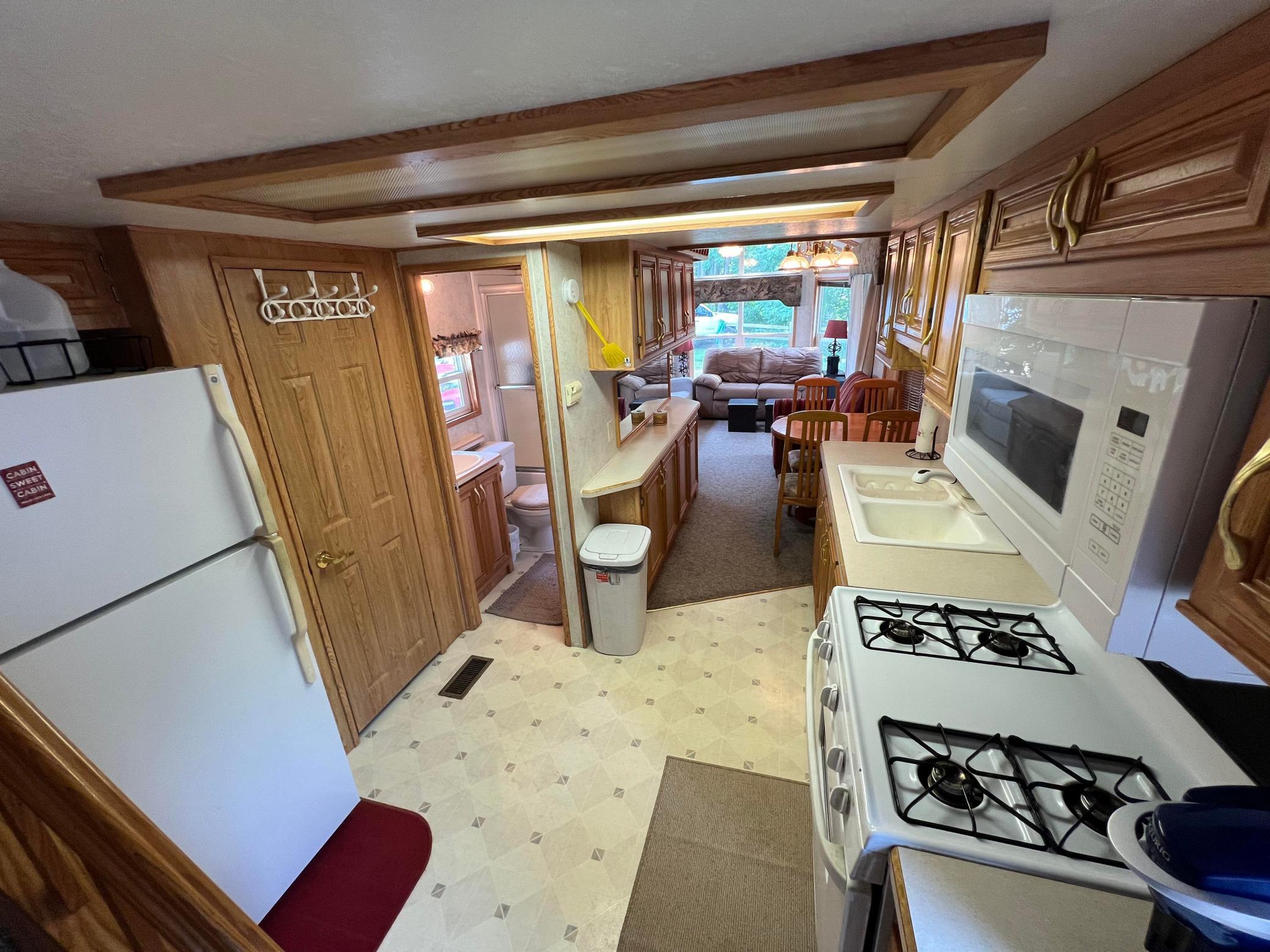 2002 home for sale at 20429 326th St, Unit #9 in Isle, MN — 1 bed, 1 bath (photo 18 of 25)