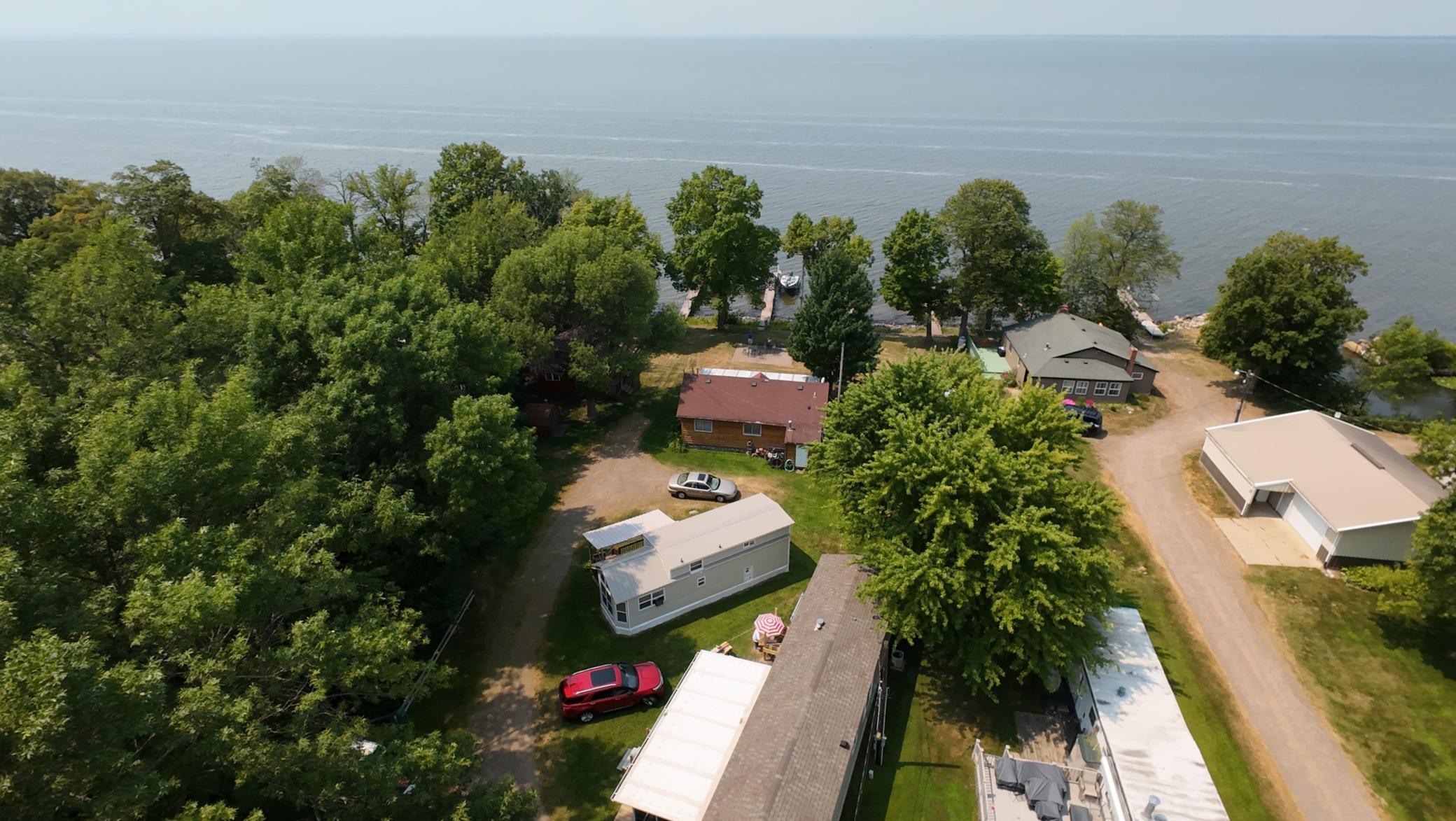 2002 home for sale at 20429 326th St, Unit #9 in Isle, MN — 1 bed, 1 bath (photo 5 of 25)