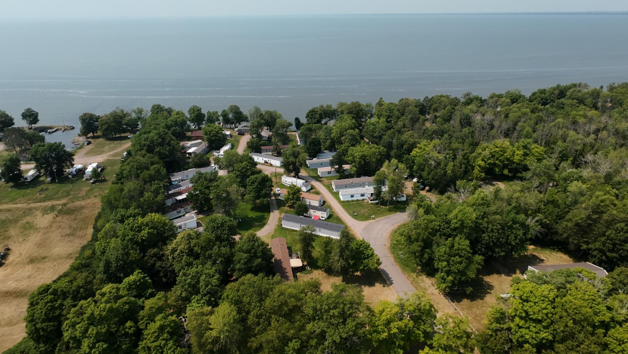 2002 home for sale at 20429 326th St, Unit #9 in Isle, MN — 1 bed, 1 bath (photo 6 of 25)
