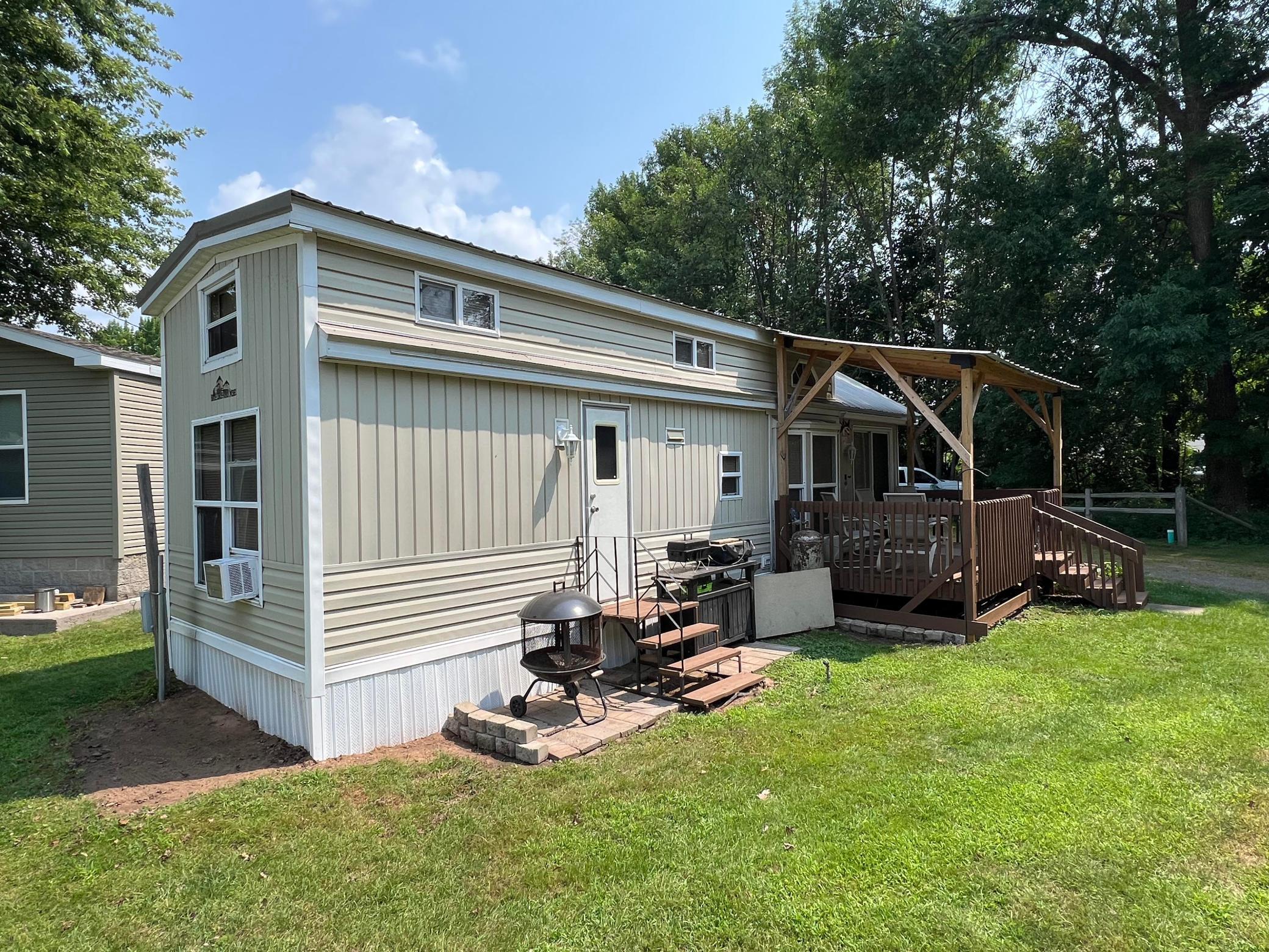 2002 home for sale at 20429 326th St, Unit #9 in Isle, MN — 1 bed, 1 bath (photo 8 of 25)