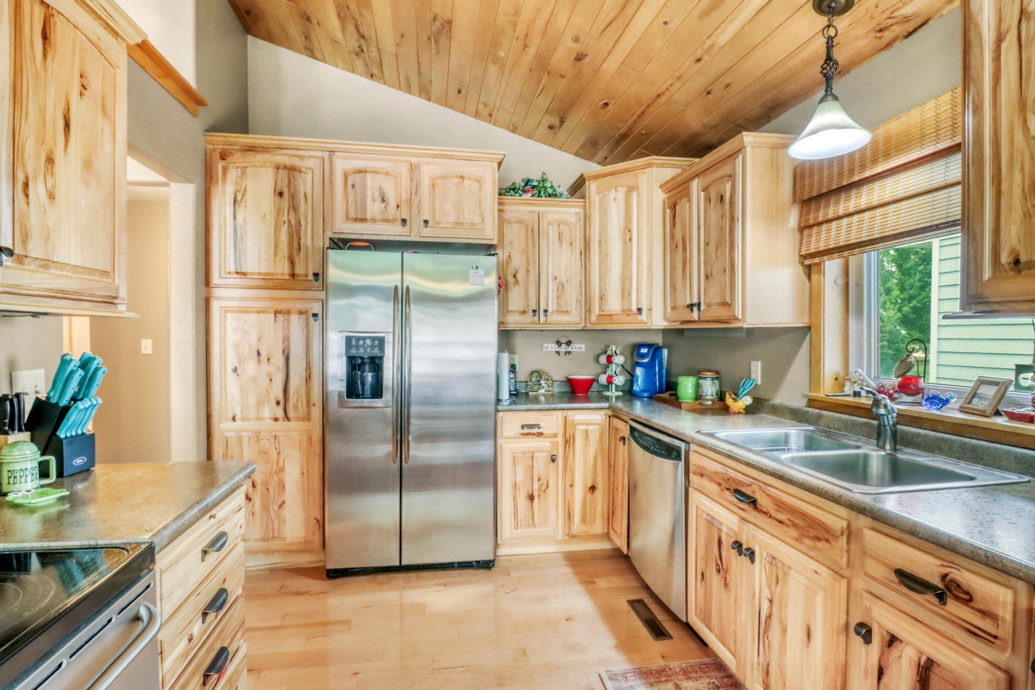 672 S Shore Drive, Detroit Lakes MN 56501 - Photo 14 of 66