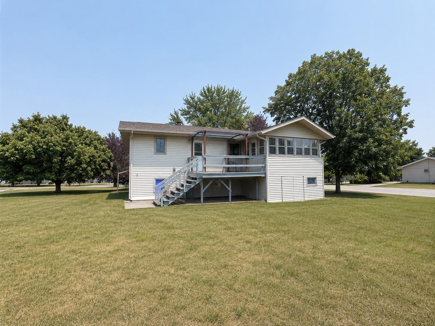 325 2nd Street NW, Hillsboro ND 58045 - Photo 22 of 22