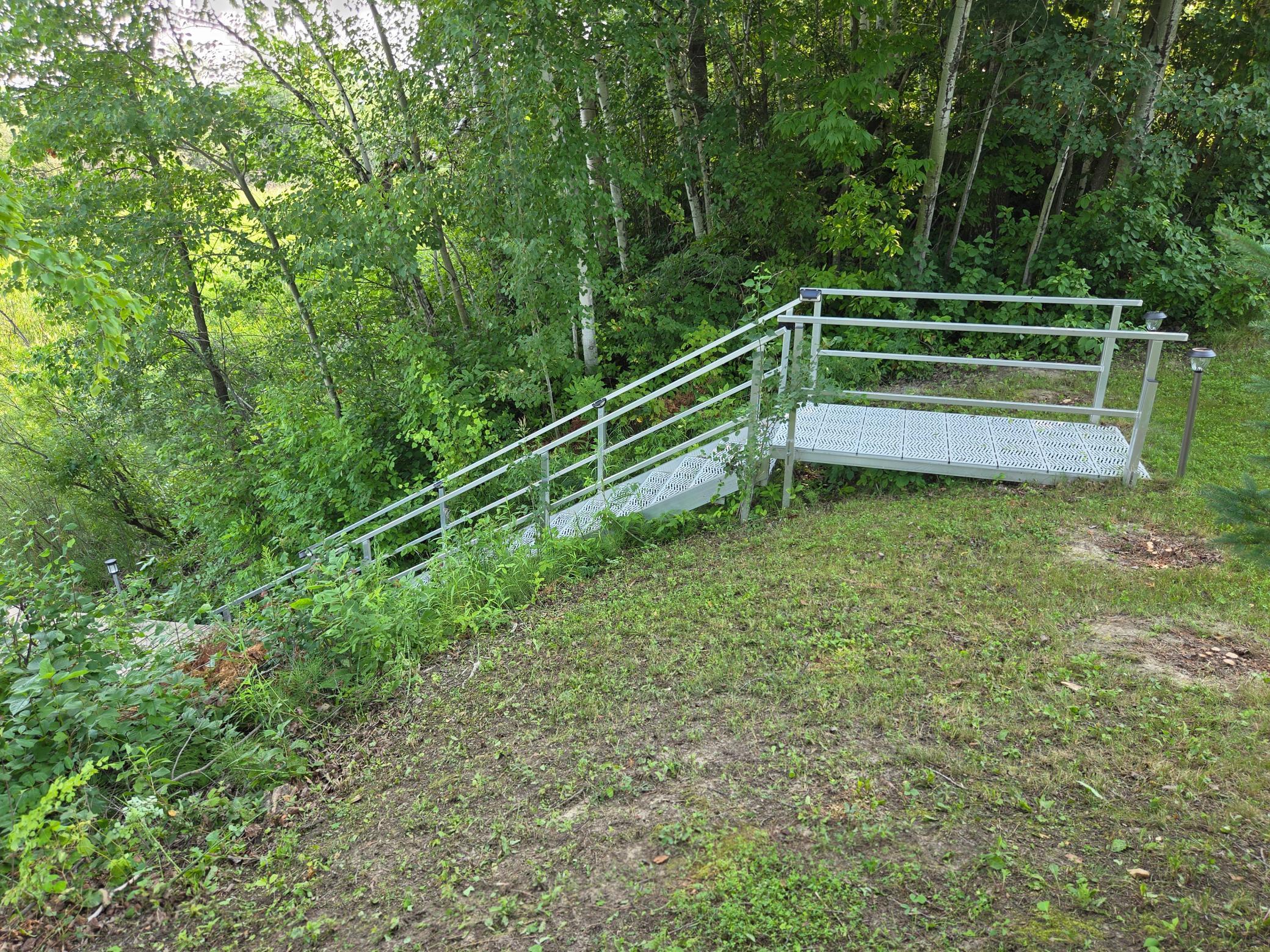 2001 single family home for sale at 1872 State Highway 11 SE in Baudette, MN — 5 bed, 3 bath (photo 24 of 24)