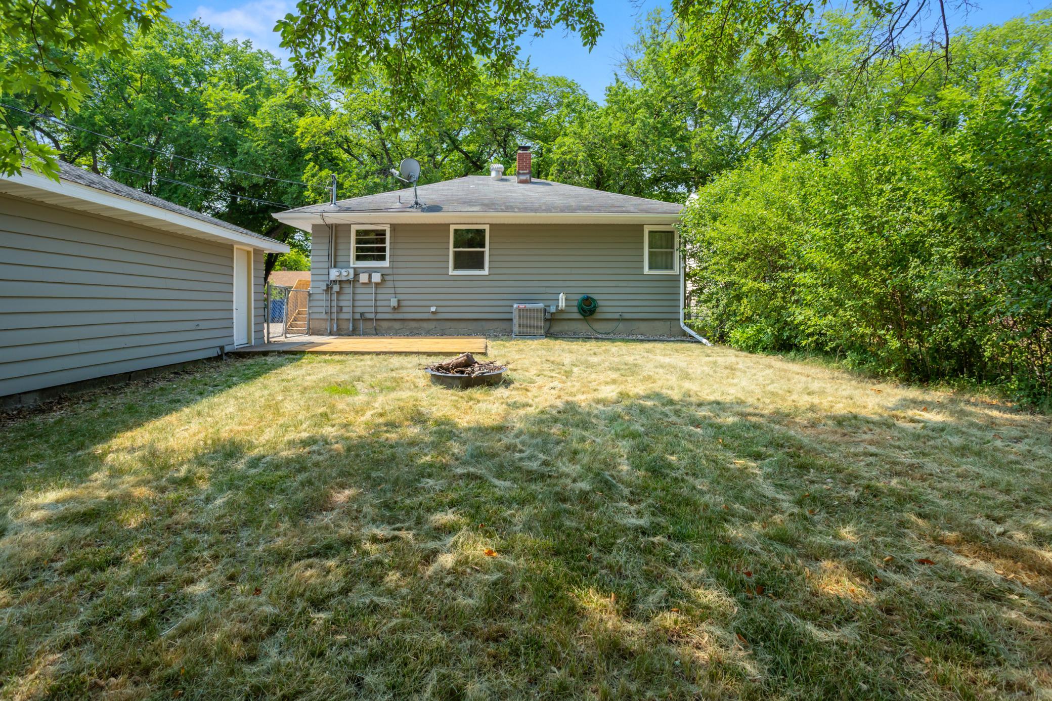 1124 10 1/2 Street N, Moorhead MN 56560 - Photo 6 of 28
