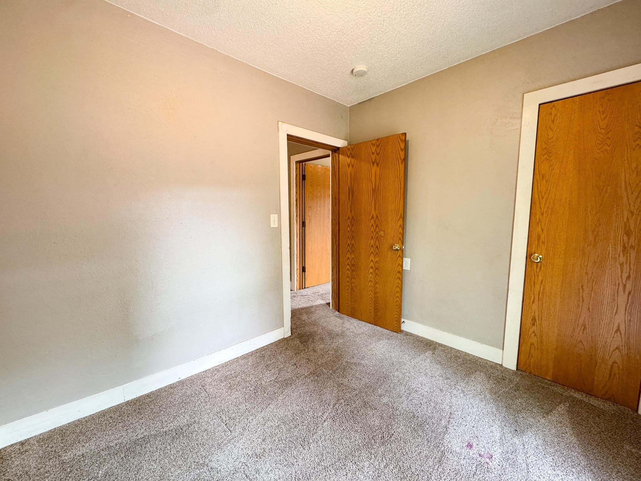 127 E Summit Avenue, Fergus Falls MN 56537 - Photo 20 of 41
