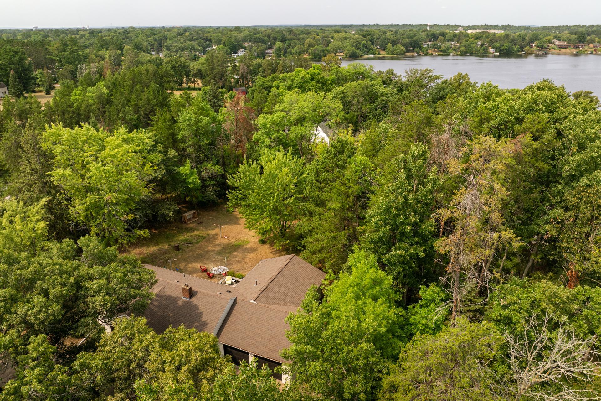 1950 single family home for sale at 11398 Wonderland Park Circle in Brainerd, MN — 3 bed, 1 bath (photo 2 of 22)