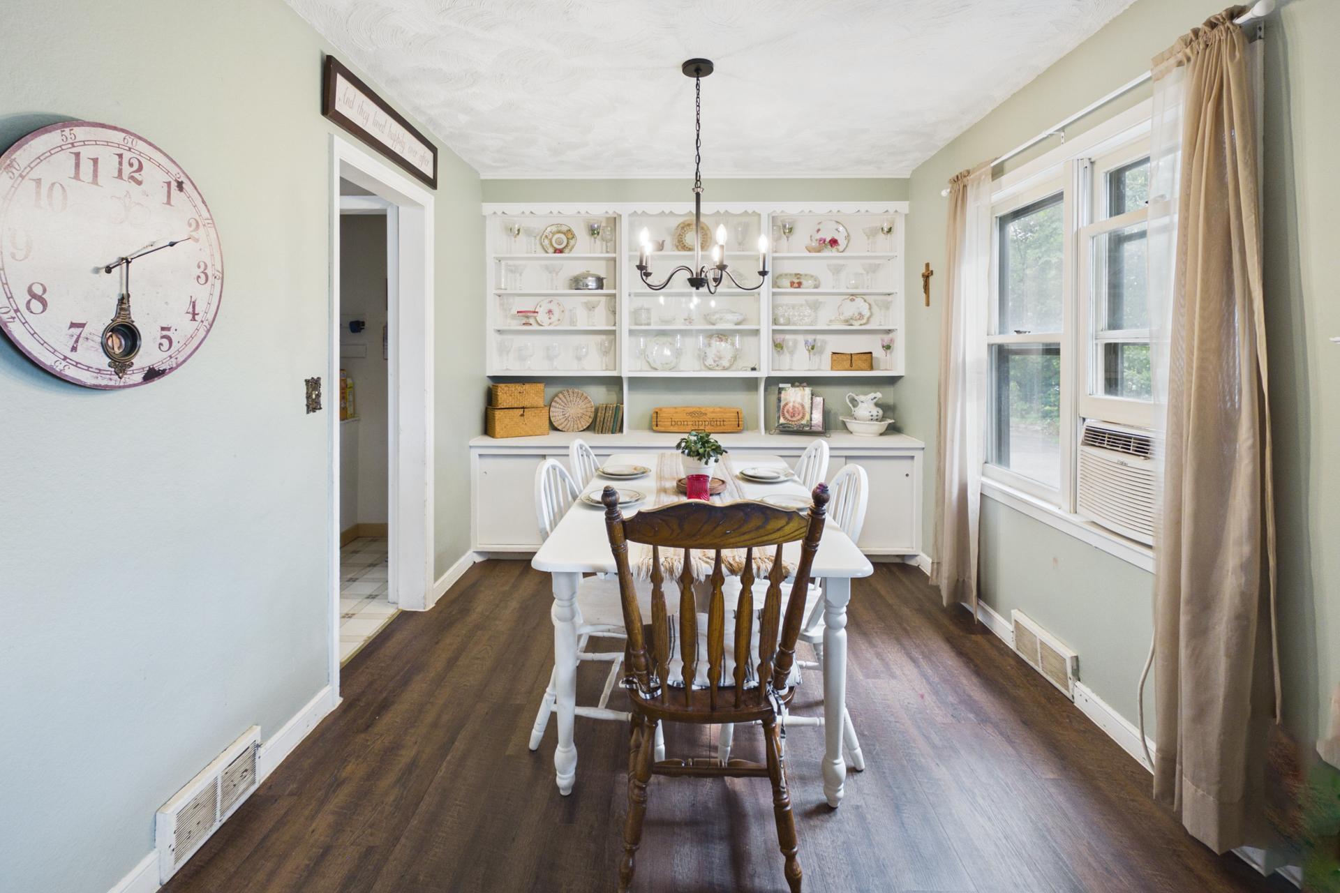 1950 single family home for sale at 11398 Wonderland Park Circle in Brainerd, MN — 3 bed, 1 bath (photo 12 of 22)