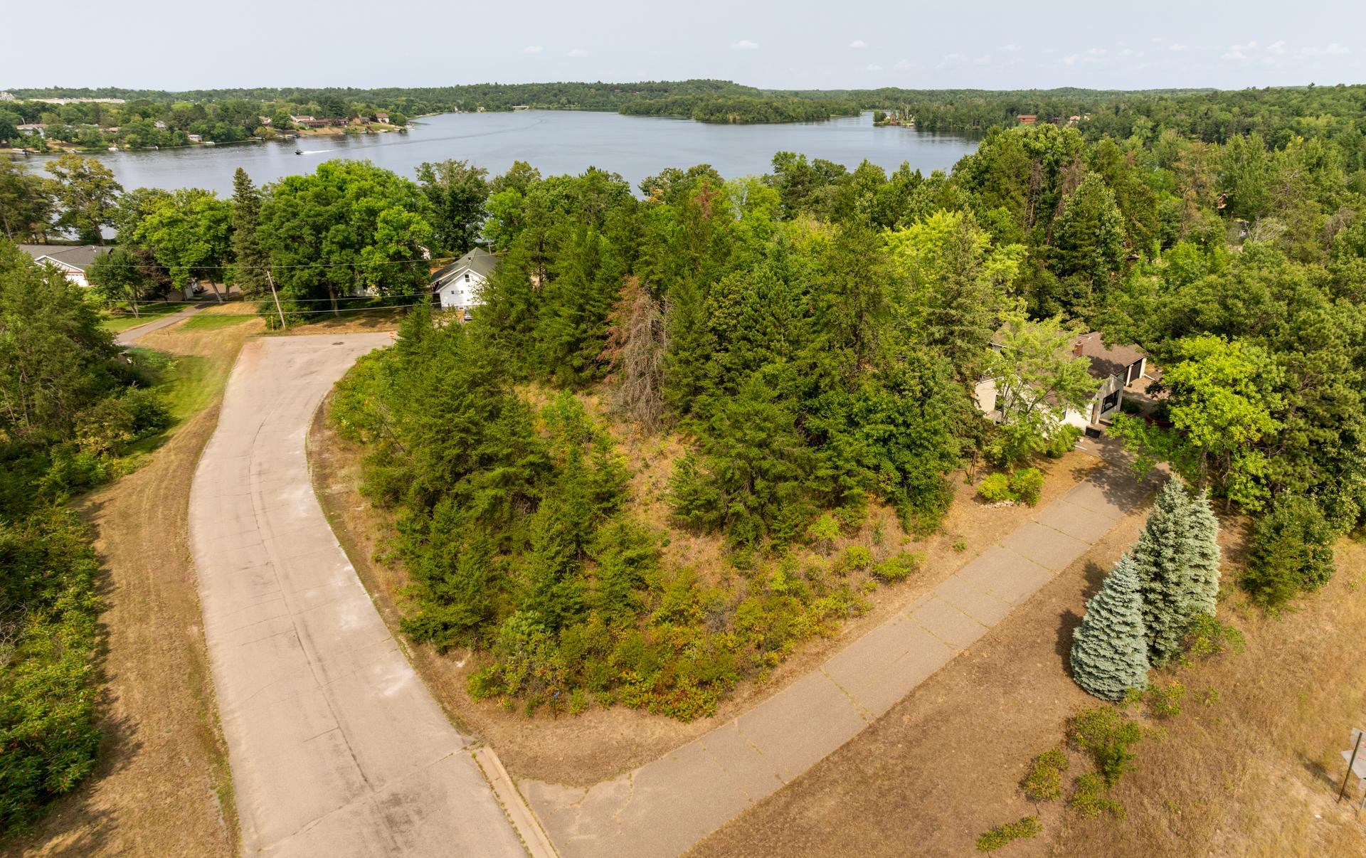 1950 single family home for sale at 11398 Wonderland Park Circle in Brainerd, MN — 3 bed, 1 bath (photo 20 of 22)