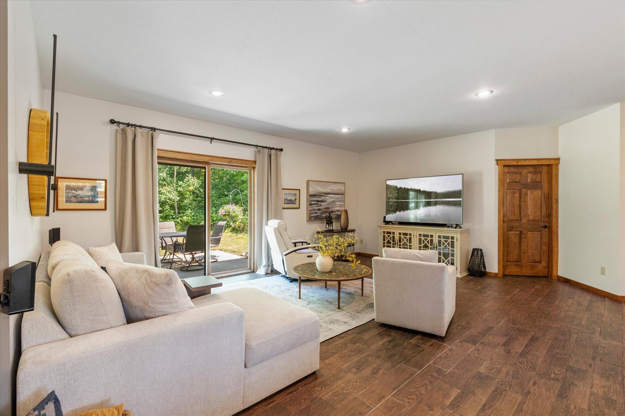 2013 single family home for sale at 33006 Big Pine Hollow Road in Crosslake, MN — 3 bed, 1 bath (photo 13 of 38)