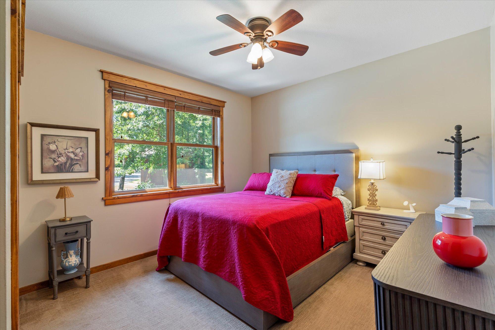 2013 single family home for sale at 33006 Big Pine Hollow Road in Crosslake, MN — 3 bed, 1 bath (photo 18 of 38)