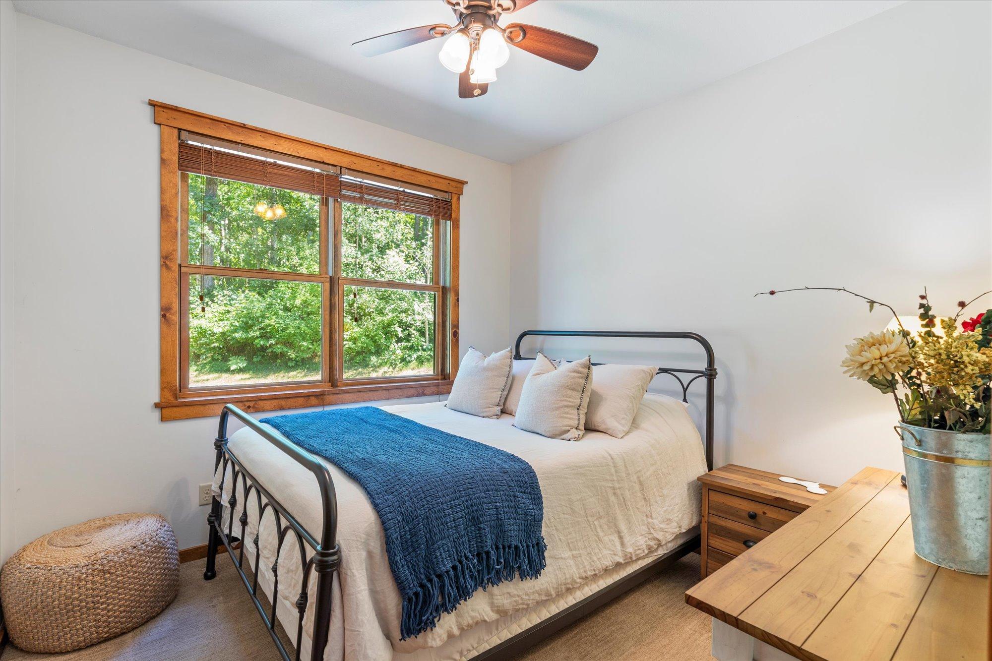 2013 single family home for sale at 33006 Big Pine Hollow Road in Crosslake, MN — 3 bed, 1 bath (photo 20 of 38)