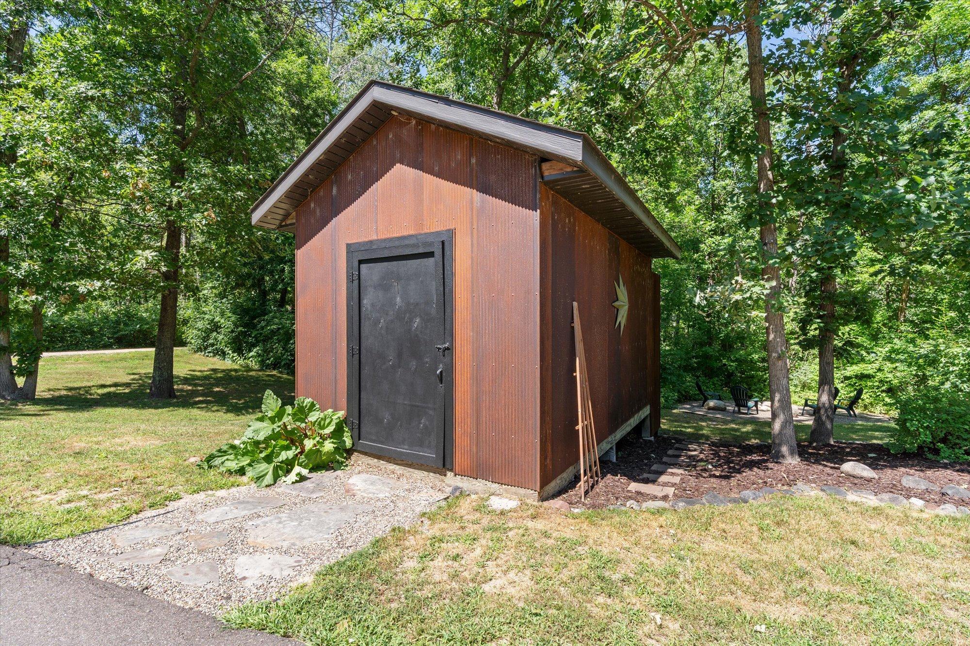 2013 single family home for sale at 33006 Big Pine Hollow Road in Crosslake, MN — 3 bed, 1 bath (photo 25 of 38)