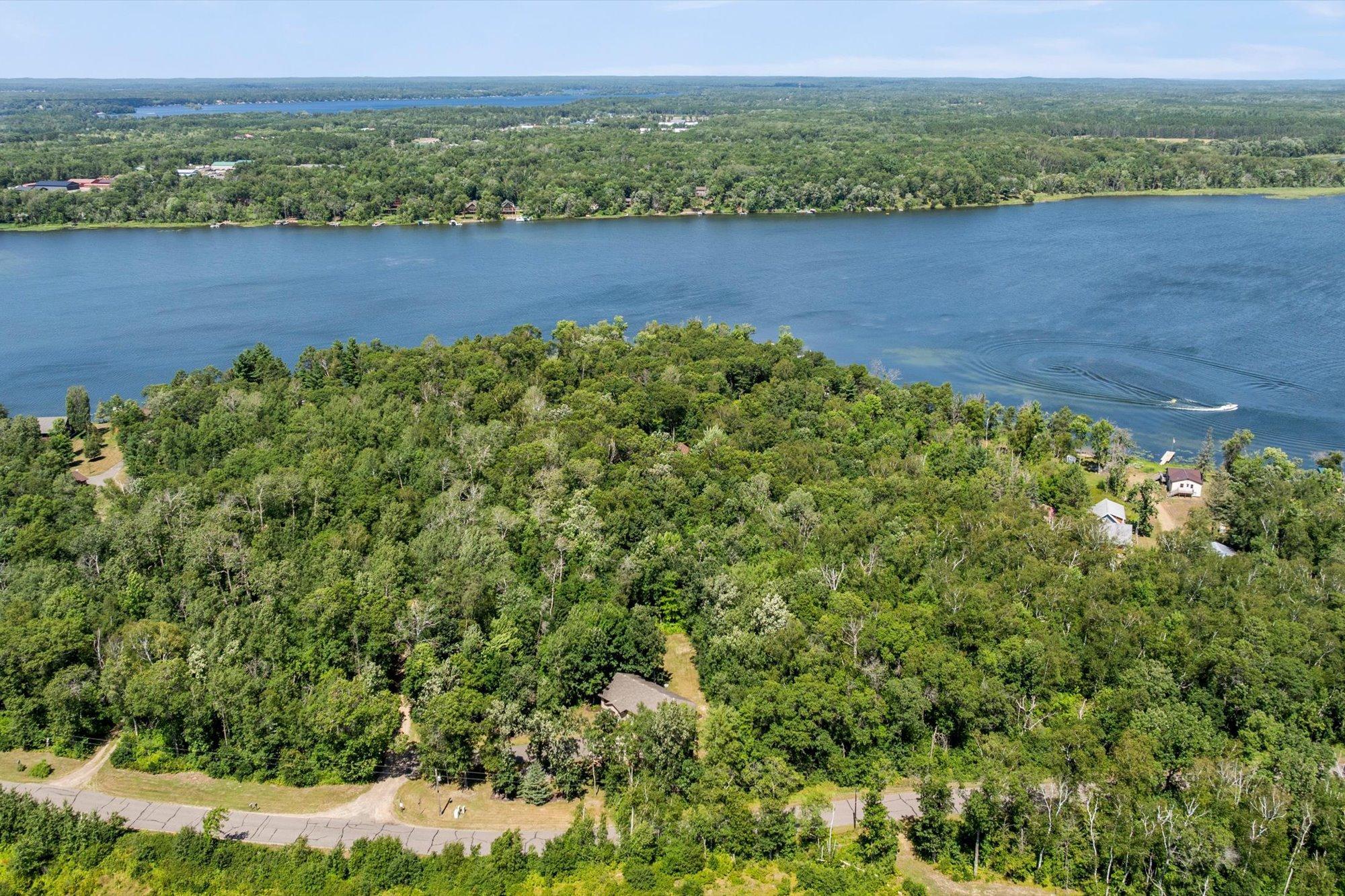 2013 single family home for sale at 33006 Big Pine Hollow Road in Crosslake, MN — 3 bed, 1 bath (photo 33 of 38)