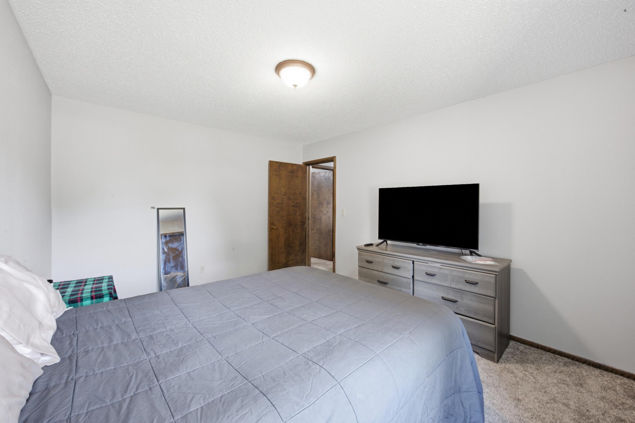 186 Prairiewood Drive S, Fargo ND 58103 - Photo 23 of 57