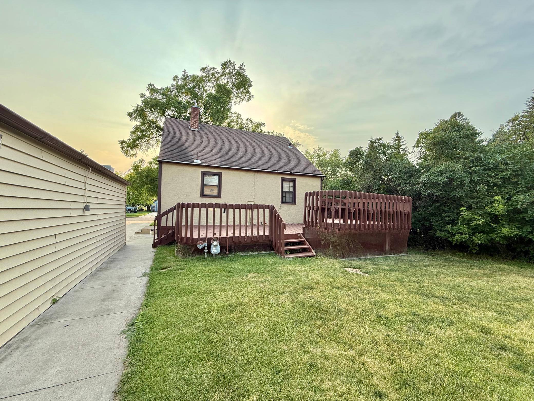 1935 single family home for sale at 618 Dewey Avenue N in Thief River Falls, MN — 3 bed, 2 bath (photo 32 of 38)