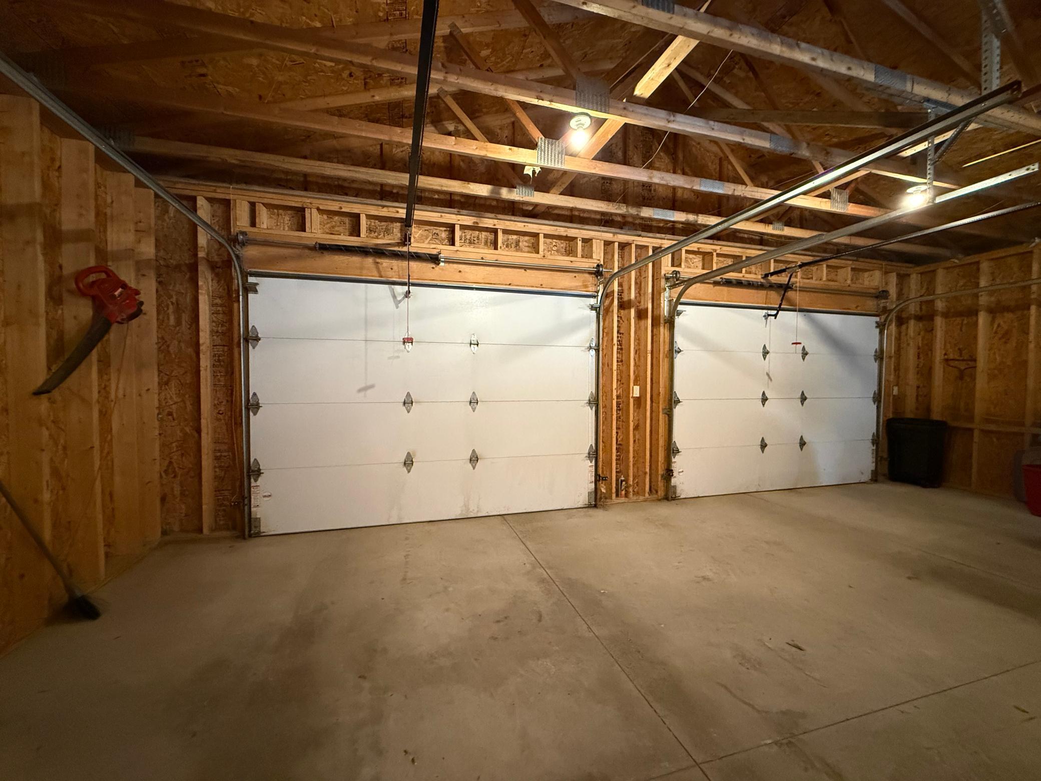 1935 single family home for sale at 618 Dewey Avenue N in Thief River Falls, MN — 3 bed, 2 bath (photo 38 of 38)