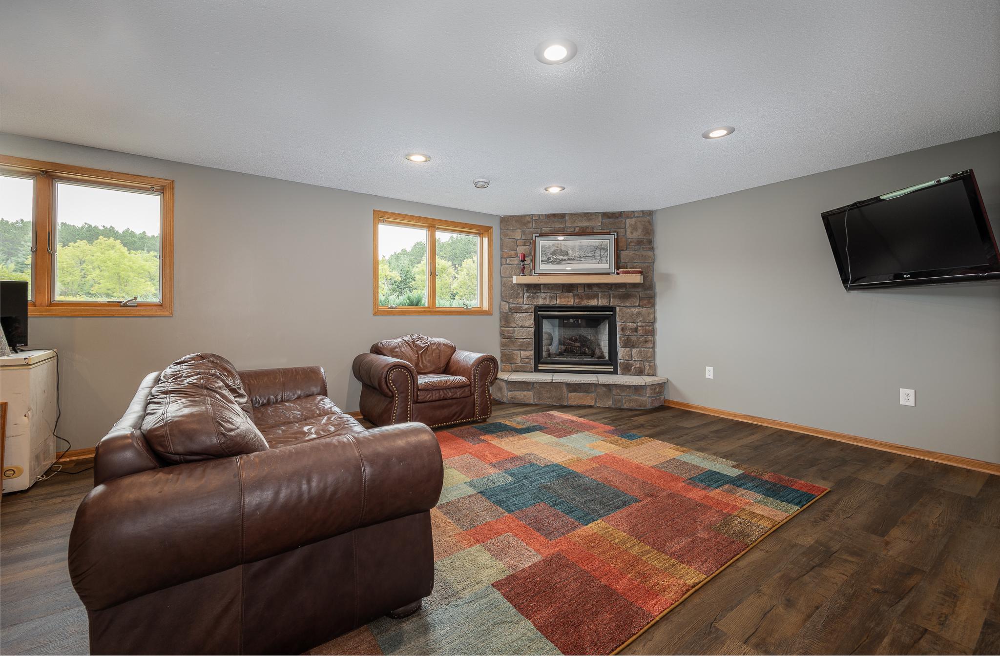 2004 single family home for sale at 307 Colleen Street SE in Remer, MN — 3 bed, 2 bath (photo 18 of 31)