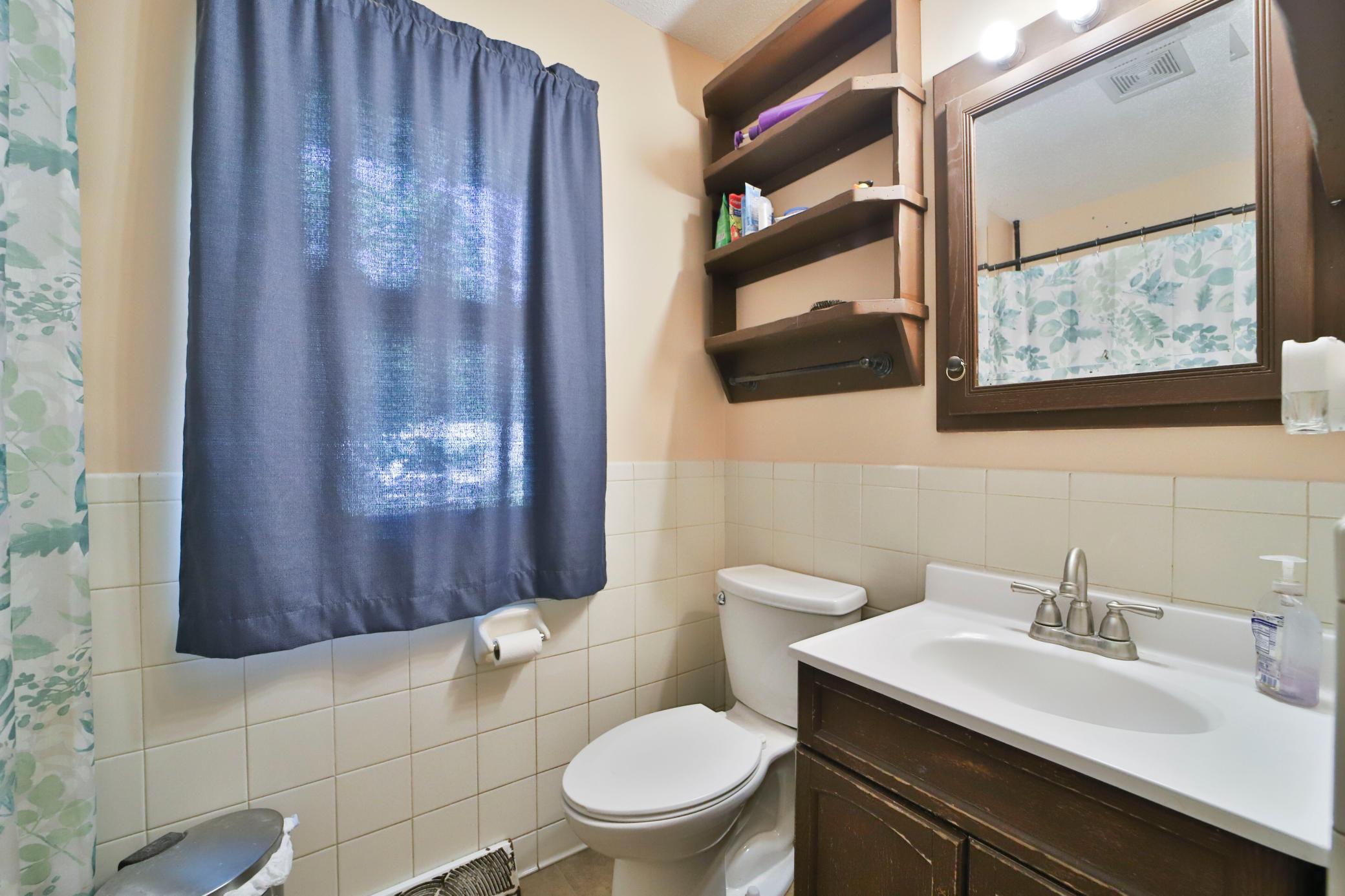 1959 single family home for sale at 505 G Street NE in Brainerd, MN — 4 bed, 2 bath (photo 17 of 40)