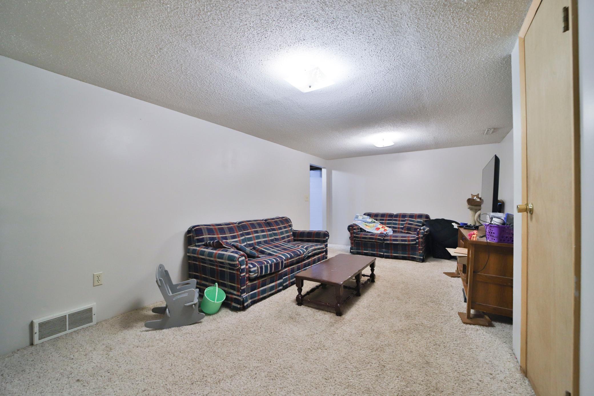 1959 single family home for sale at 505 G Street NE in Brainerd, MN — 4 bed, 2 bath (photo 23 of 40)