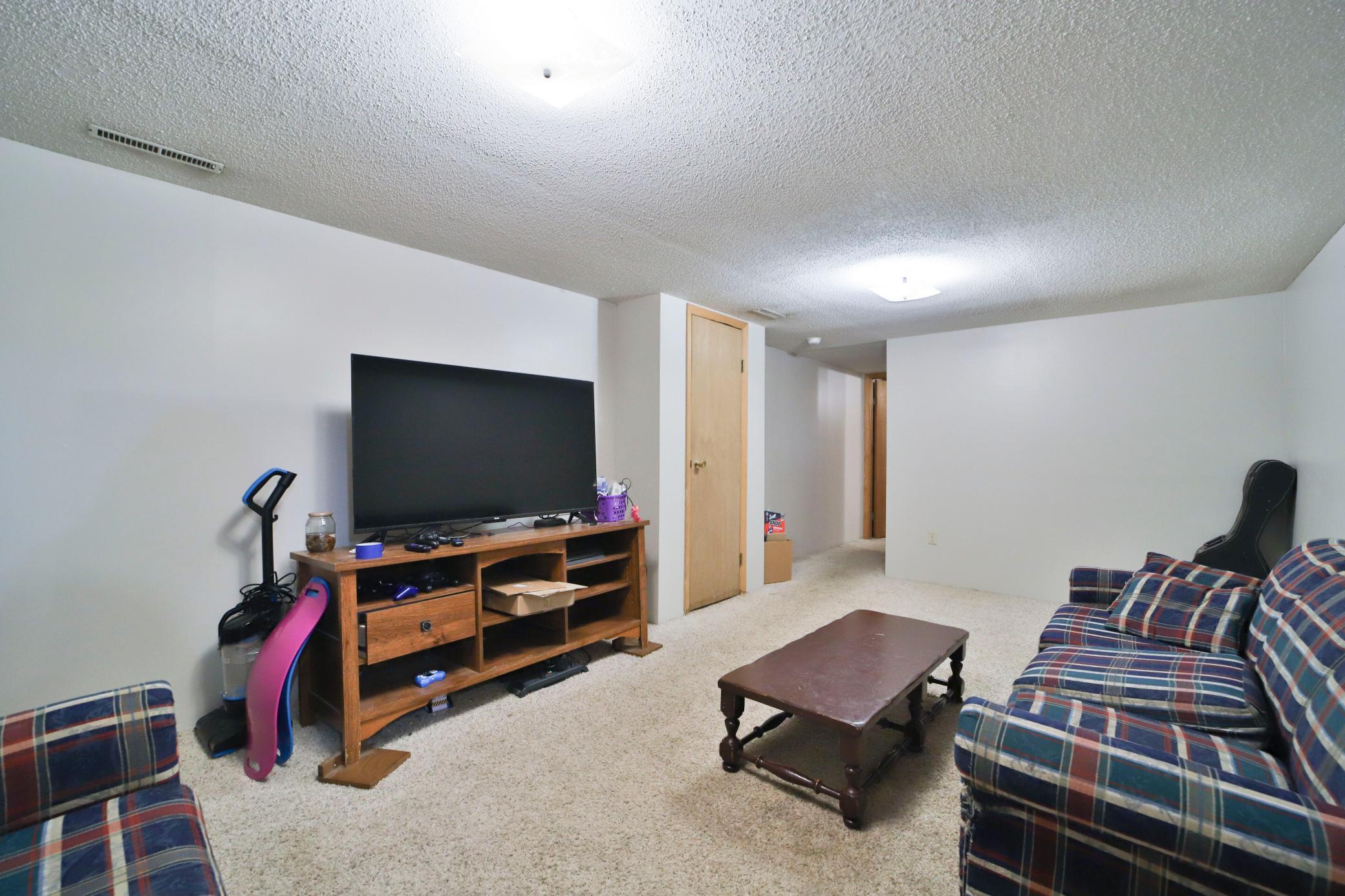 1959 single family home for sale at 505 G Street NE in Brainerd, MN — 4 bed, 2 bath (photo 25 of 40)