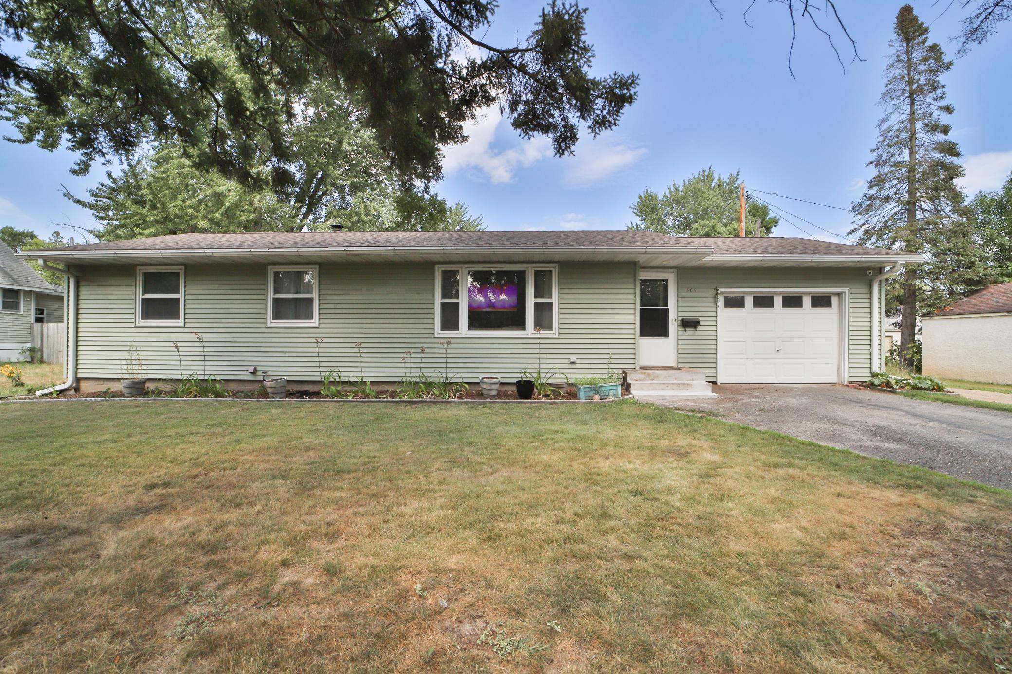 1959 single family home for sale at 505 G Street NE in Brainerd, MN — 4 bed, 2 bath (photo 35 of 40)
