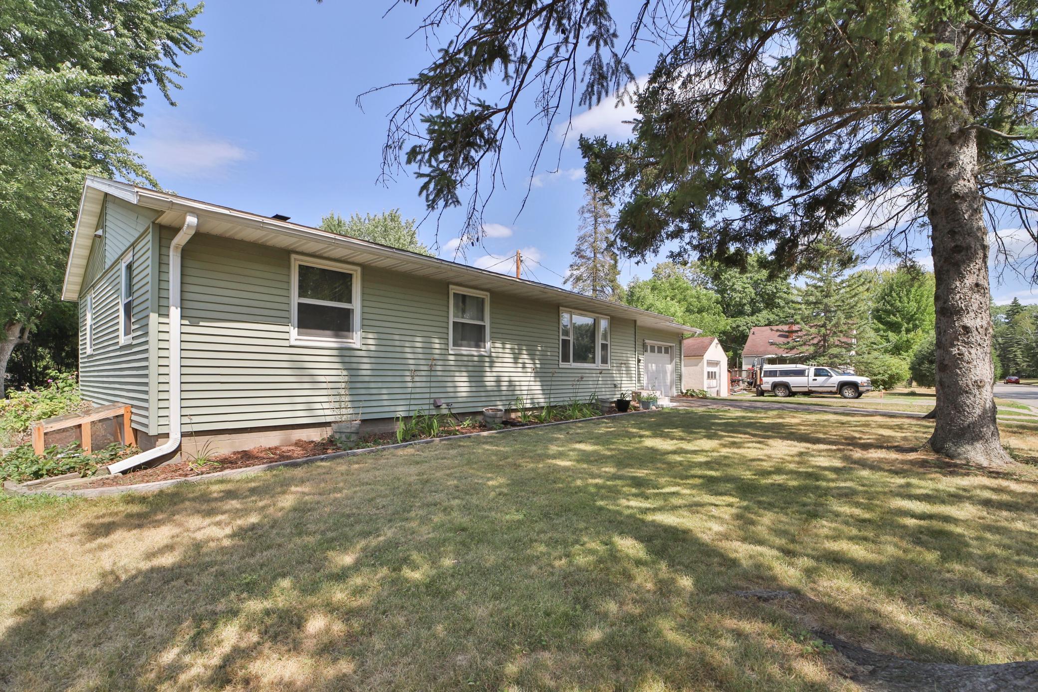 1959 single family home for sale at 505 G Street NE in Brainerd, MN — 4 bed, 2 bath (photo 36 of 40)