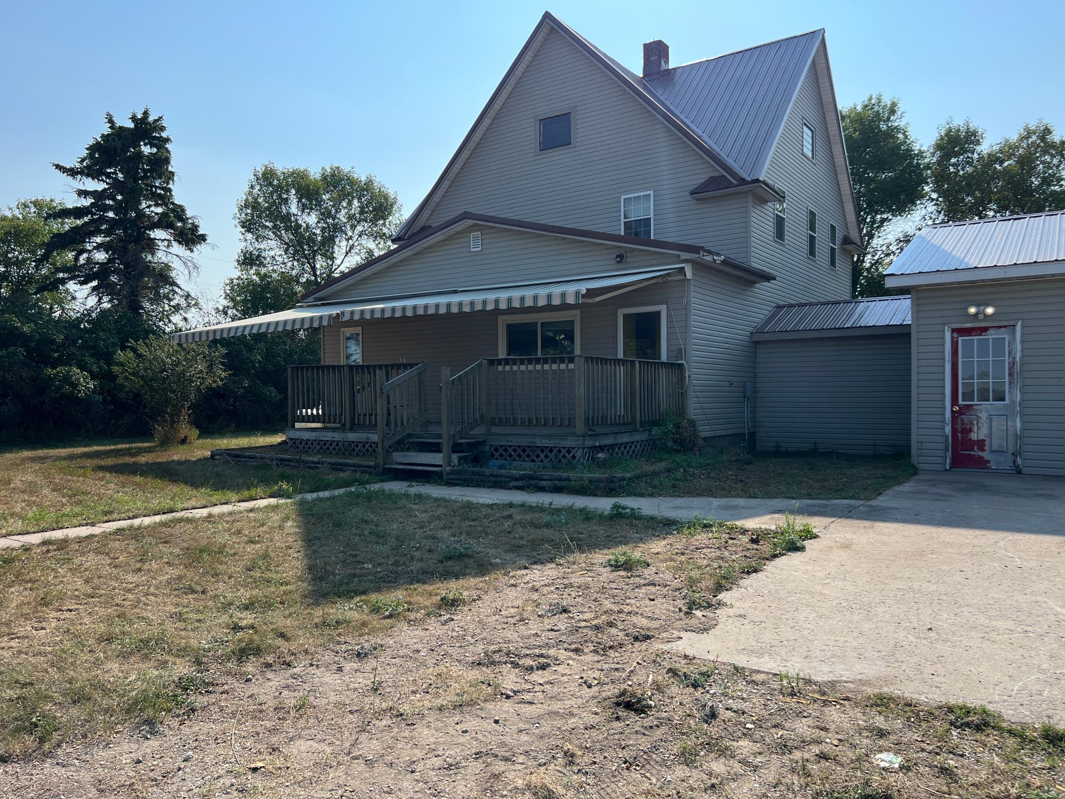 1938 single family home for sale at 10441 County Road 14 in Binford, ND — 4 bed, 1 bath (photo 16 of 94)