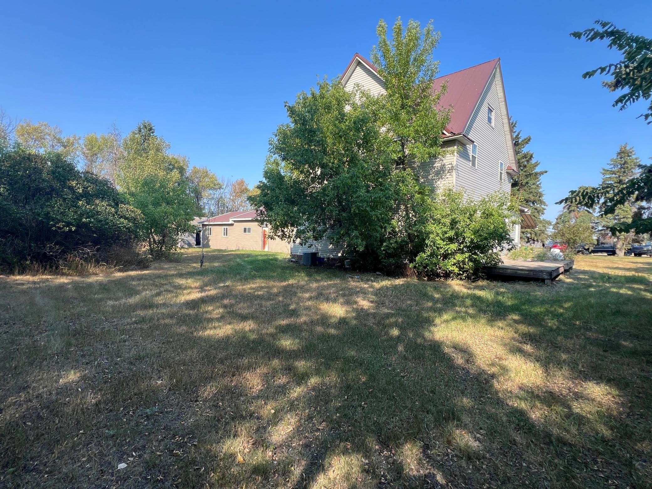 1938 single family home for sale at 10441 County Road 14 in Binford, ND — 4 bed, 1 bath (photo 20 of 94)