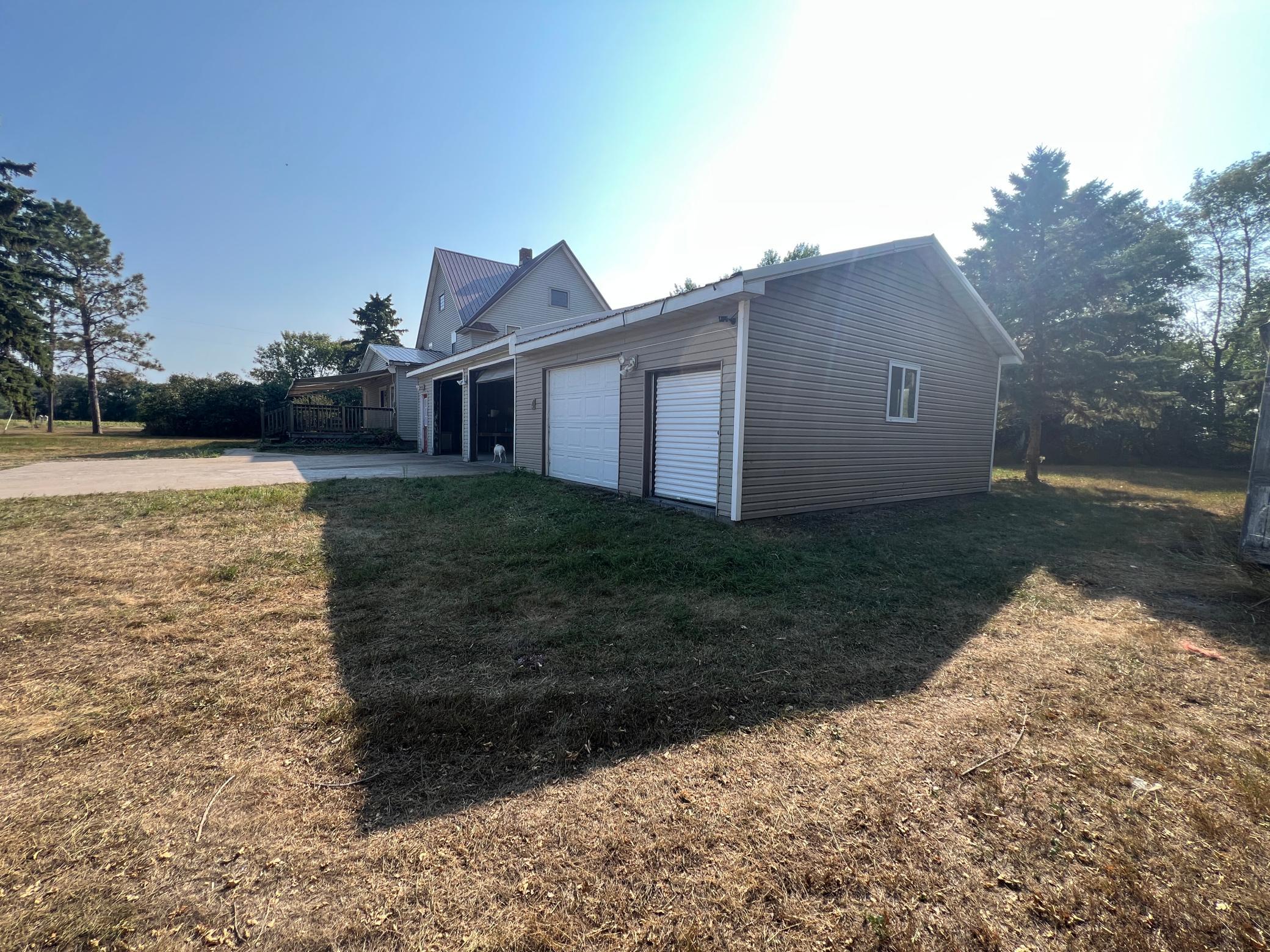 1938 single family home for sale at 10441 County Road 14 in Binford, ND — 4 bed, 1 bath (photo 25 of 94)
