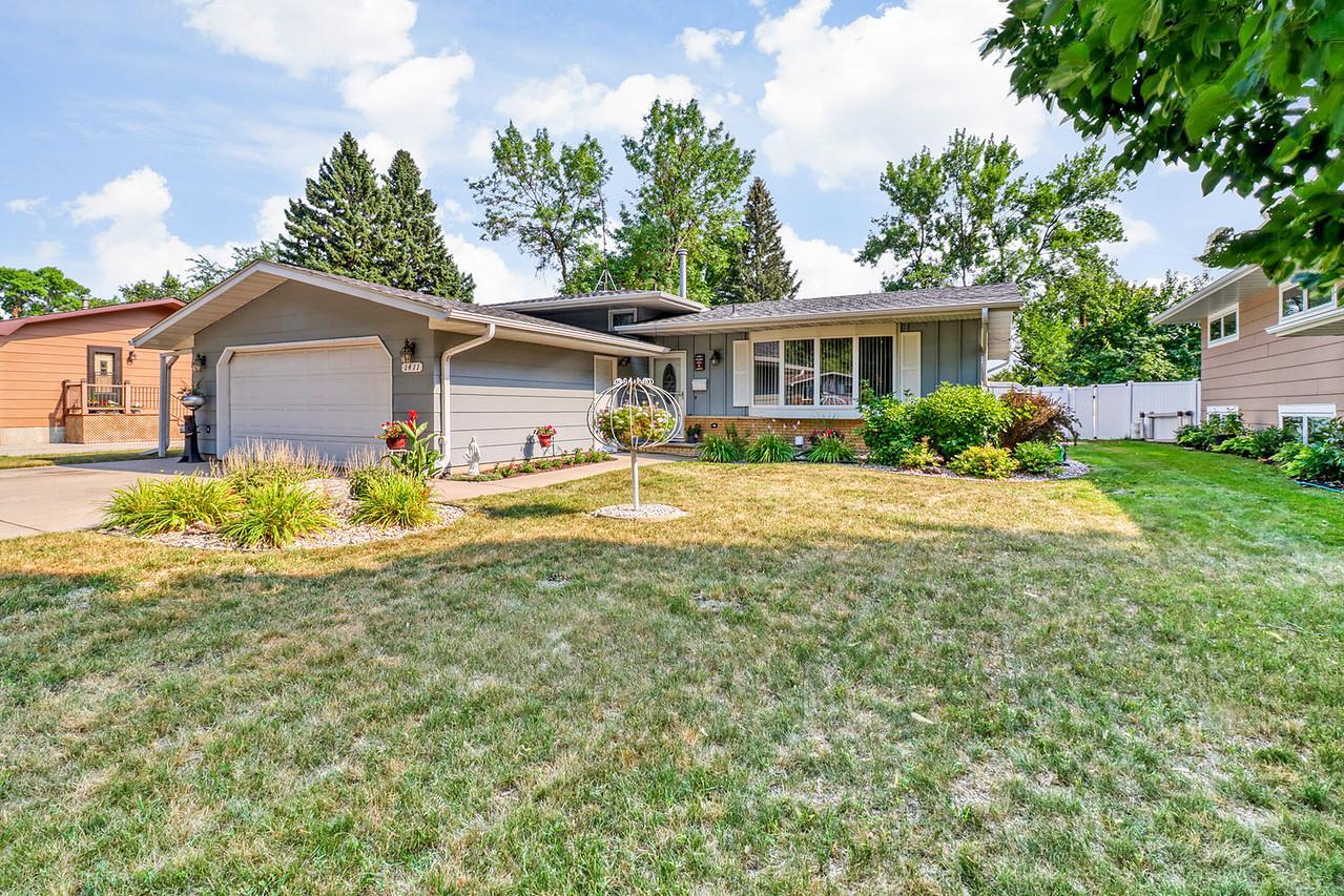 1411 23rd Avenue S, Moorhead MN 56560 - Photo 2 of 3